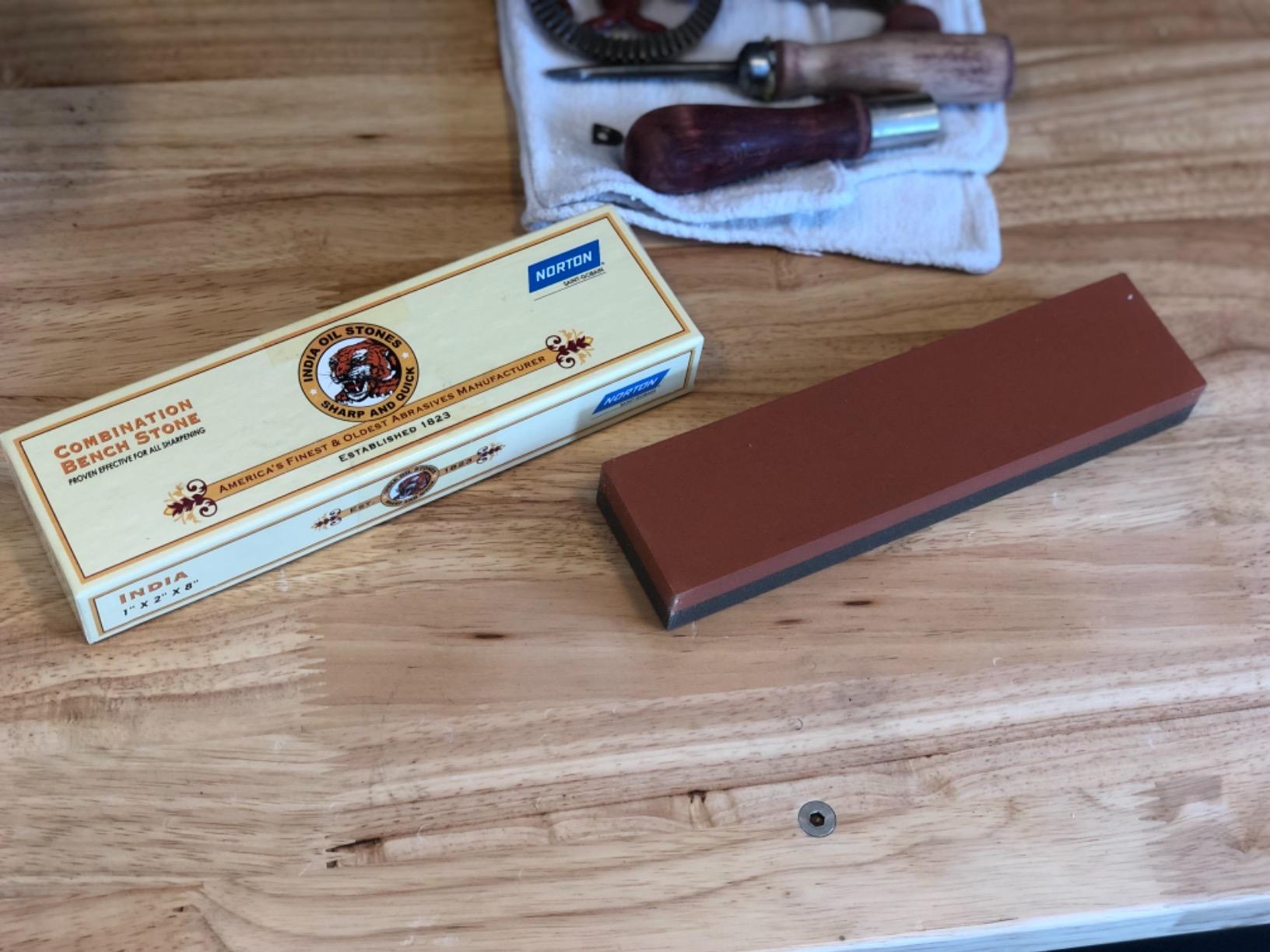 Norton Knife Sharpener Combination Grit Oil Stone - Sharpening Stone with Fine/Coarse Combination, great for home tools, kitchen knives, hunting knives and many more customer photo 1