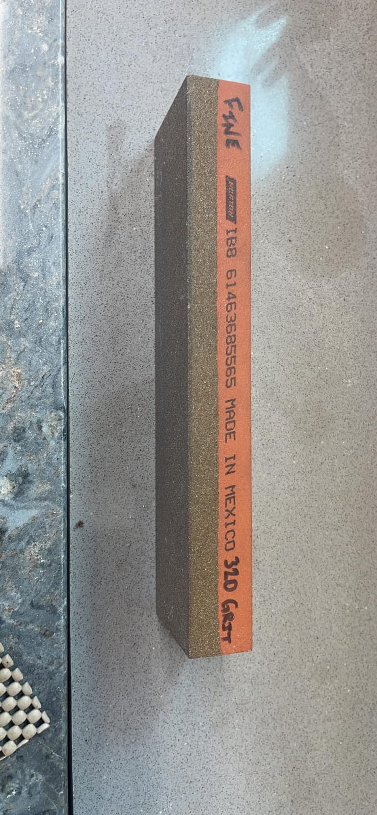 Norton Knife Sharpener Combination Grit Oil Stone - Sharpening Stone with Fine/Coarse Combination, great for home tools, kitchen knives, hunting knives and many more customer photo 2