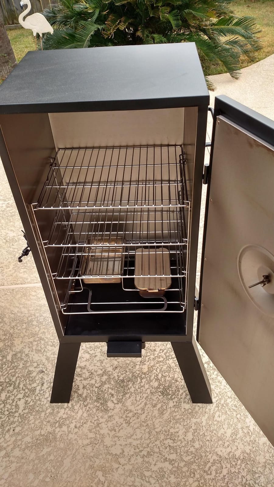 Masterbuilt 20070210, 30 inch, MB20070210 Analog Electric Smoker with 3 Smoking Racks, 30