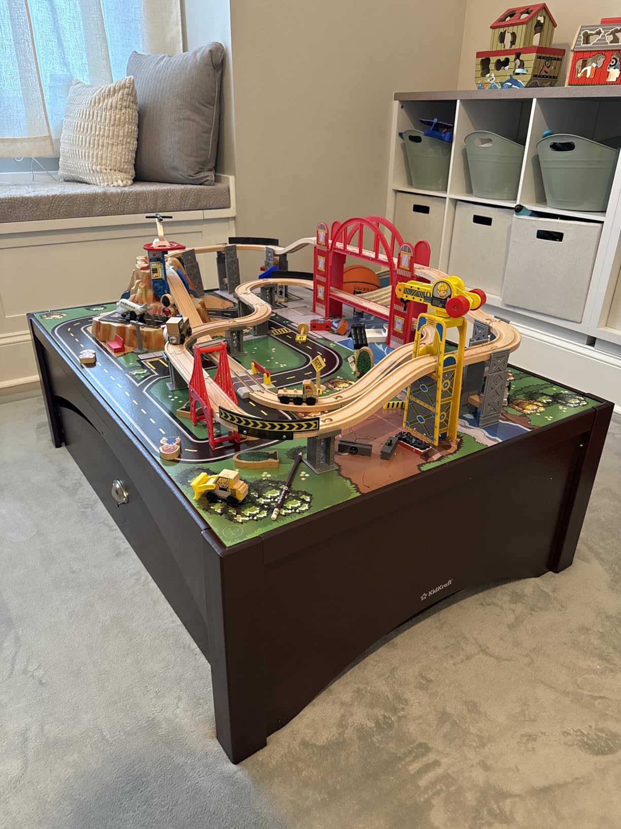 KidKraft Metropolis Wooden Train Set & Table with 100 Pieces and Storage Drawer - Espresso customer photo 1