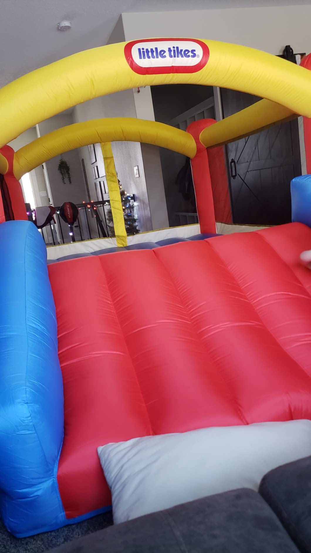 Little Tikes Jump 'n Slide Inflatable Bouncer Includes Heavy Duty Blower With GFCI, Stakes, Repair Patches, And Storage Bag, for Kids Ages 3-8 Years customer photo 1