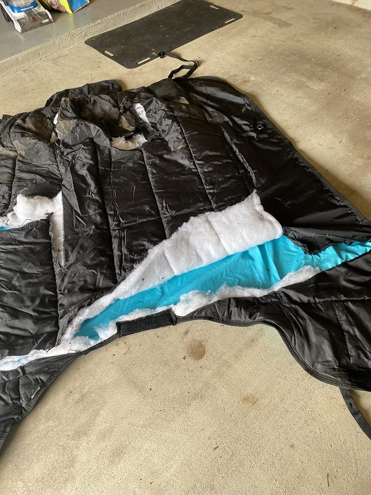 AJ Tack 1200D Waterproof Winter Horse Blanket - 400g Heavyweight Turnout with Fleece Collar, Shoulder Gussets & Tail Flap - Purple 68