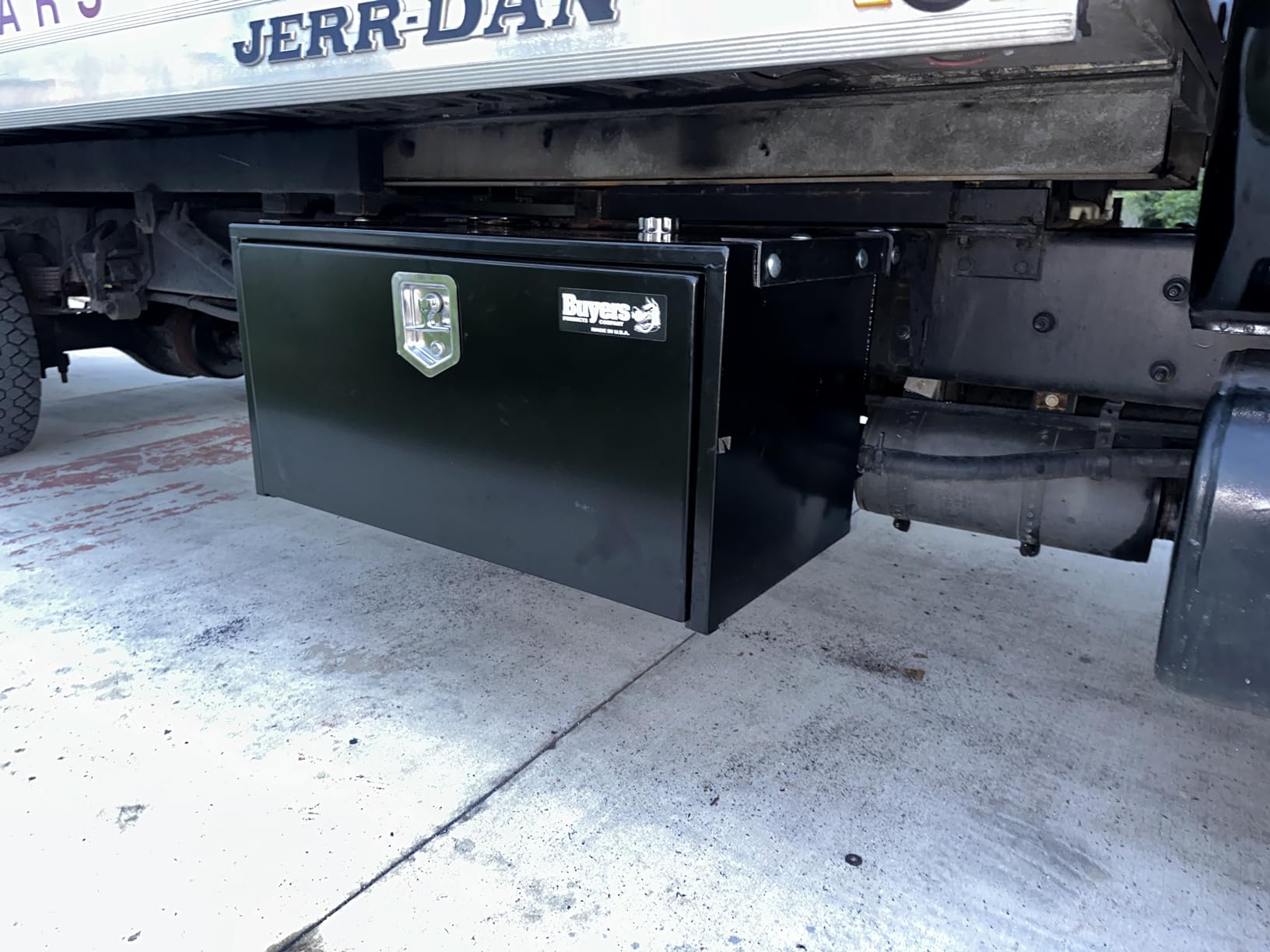 Buyers Products 1702310 Black Steel Underbody Truck Tool Box, 18x18x48 Inch | Truck Bed & Underbelly RV Storage Box, Locking T-Latch, Weather-Resistant, Heavy-Duty Flatbed Job Box, Made in USA customer photo 2
