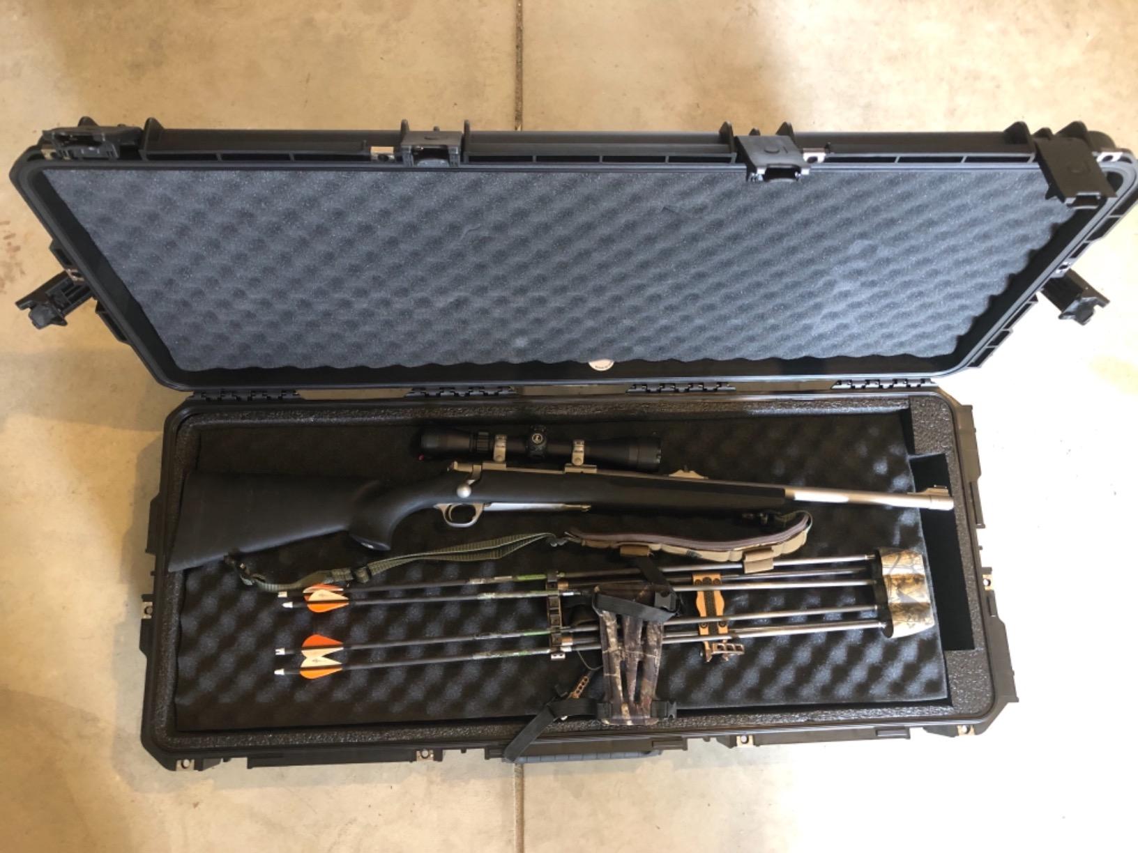 SKB Ultimate Watertight Double Bow Rifle Case, Black customer photo 2