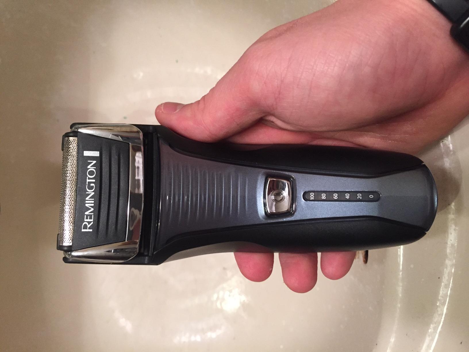 Remington F5 Power Series Foil Shaver for Men, Cordless Rechargeable Razor customer photo 1