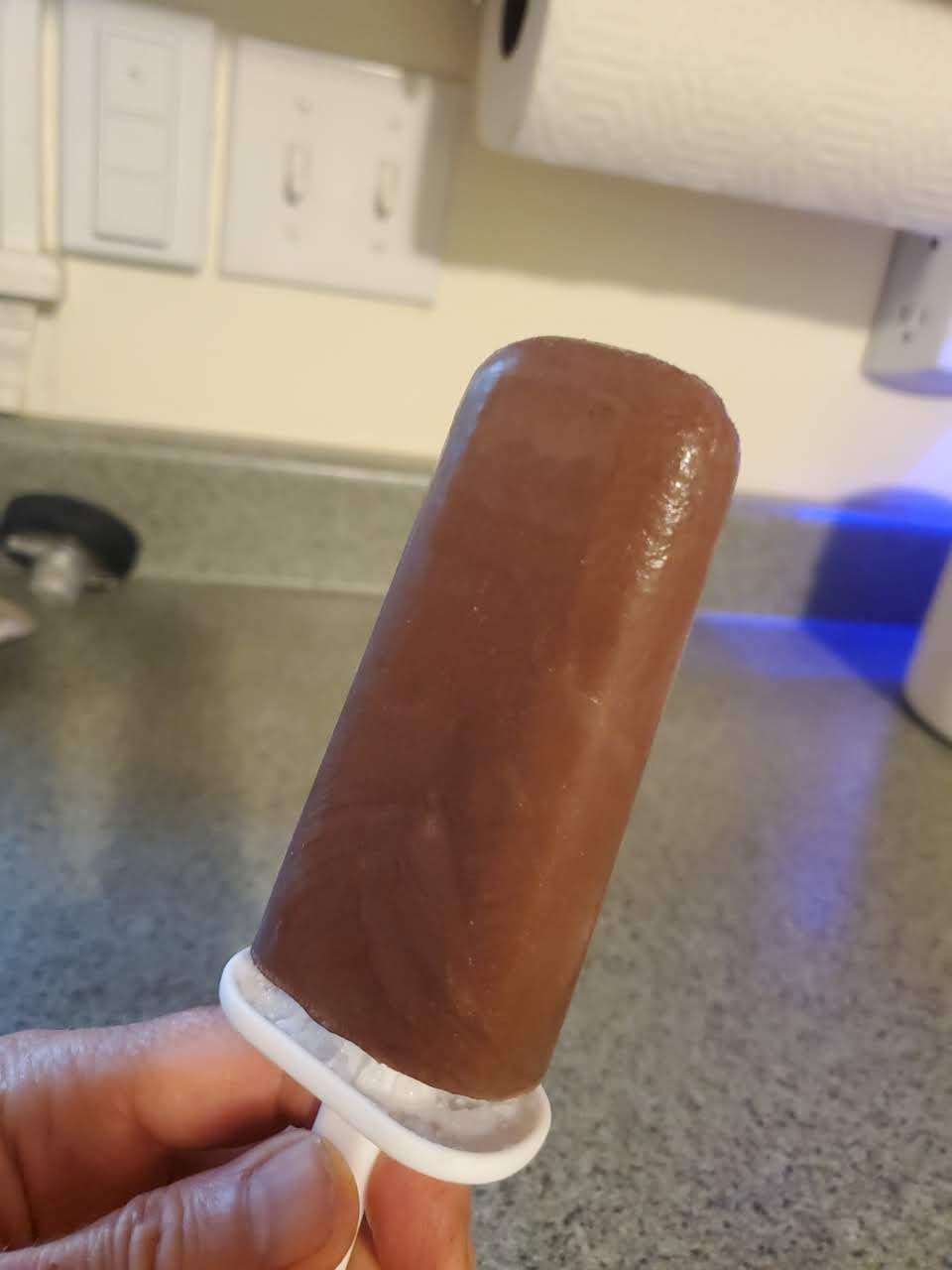 Zoku Classic Pop Molds, 6 Easy-release Popsicle Molds With Sticks and Drip-guards, BPA-free customer photo 2