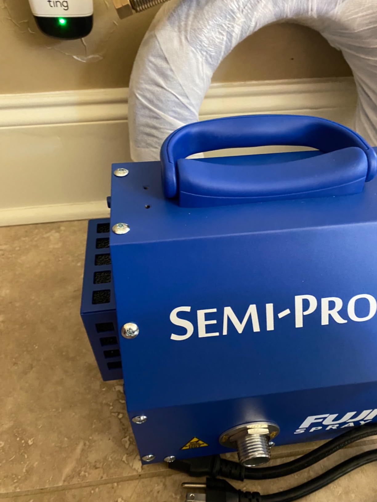 Fuji Spray 2203G Semi-PRO 2 - Gravity HVLP Spray System | 1400W motor, Adjustable fan pattern customer photo 1