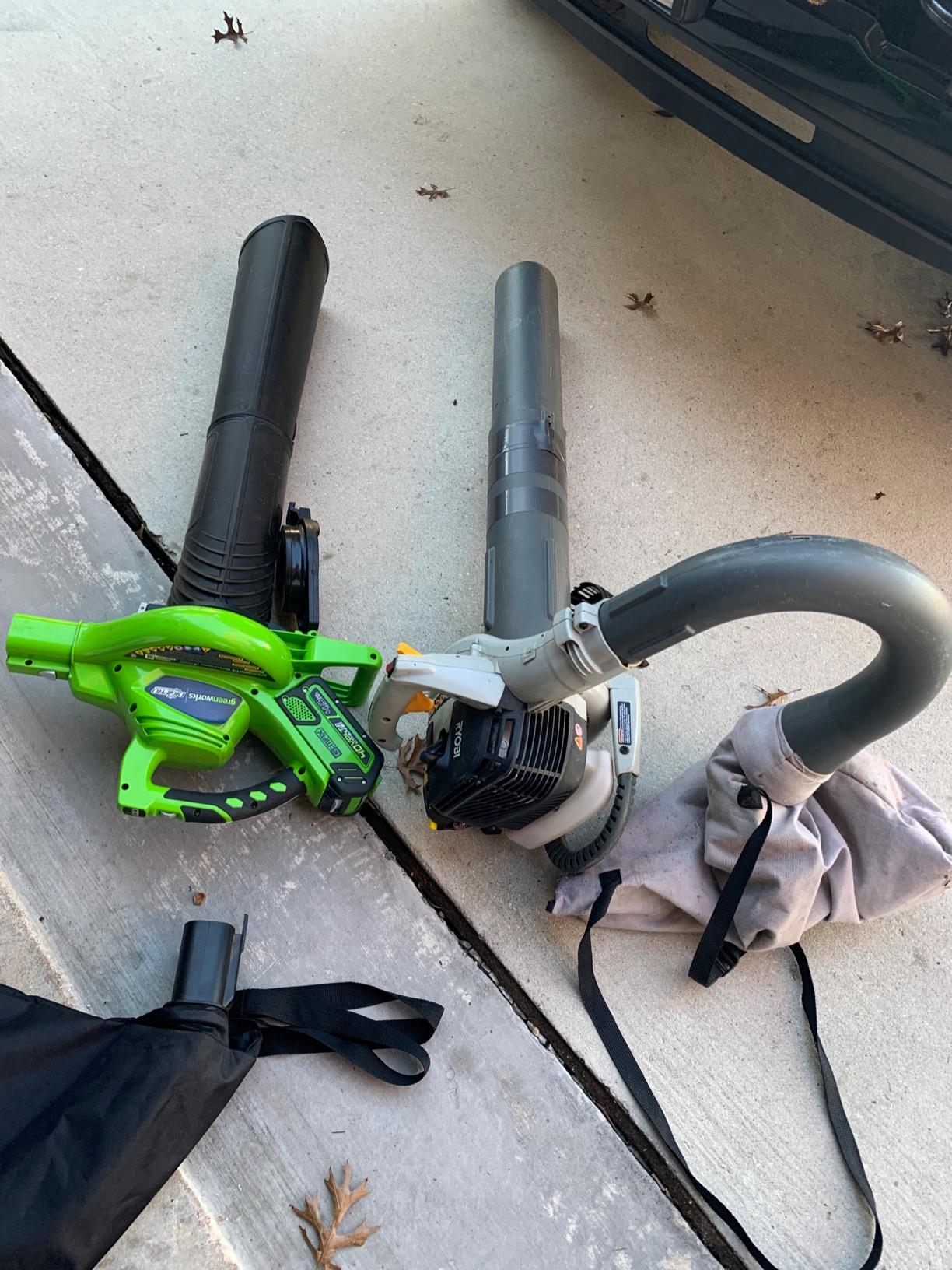 Greenworks 40V Leaf Blower / Vacuum, 340 CFM, 4.0 Ah Battery and Charger customer photo 1