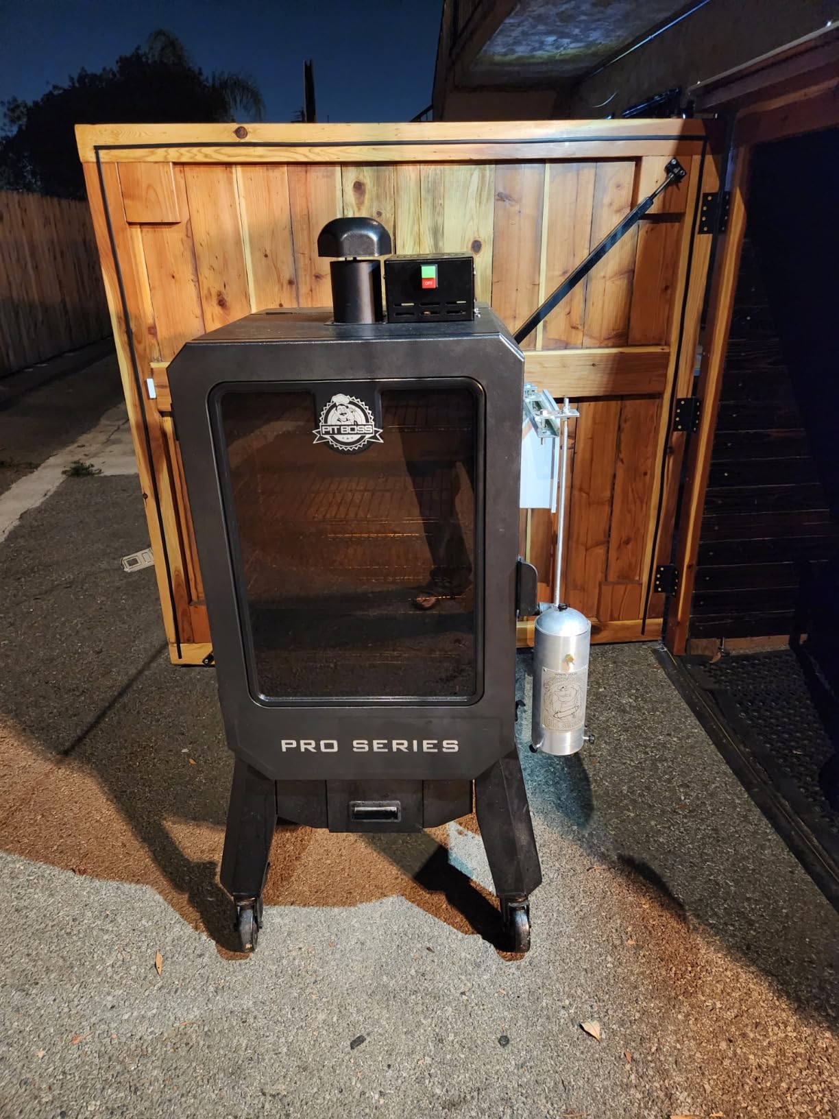 Magnum P.I.G. Cold Smoke Generator – Heavy-Duty USA-Made Aluminum Body, Works with All BBQ & Pellet Grills – 2.5 hr Burn Time customer photo 2