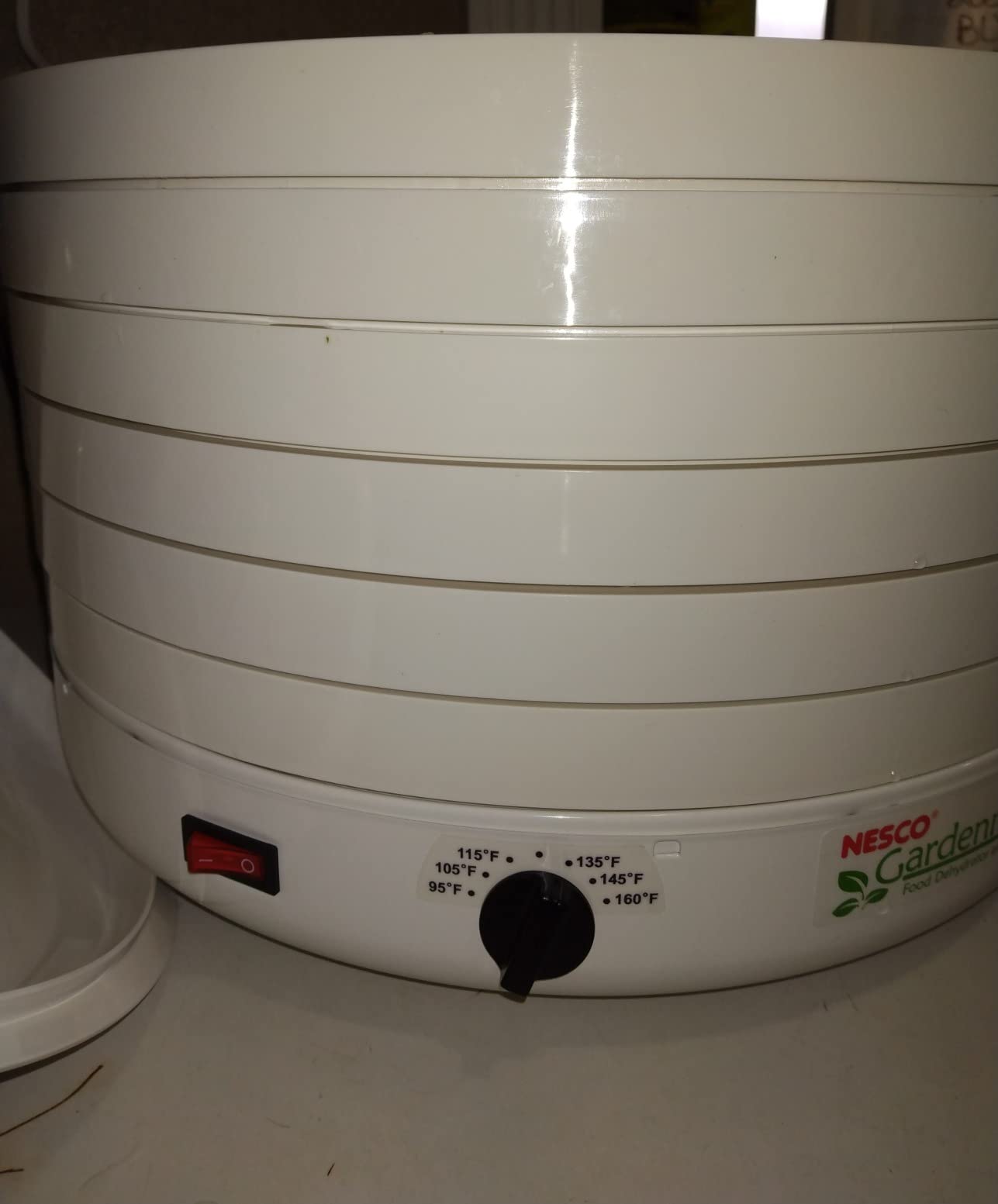 NESCO FD-1018A Gardenmaster Pro Food Dehydrator, 8-Tray White customer photo 2