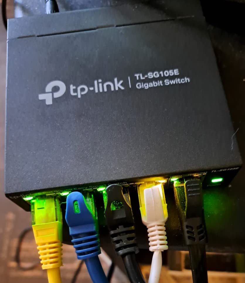 TP-Link 5-Port Gigabit Ethernet Easy Smart Switch| Plug and Play | Desktop | Sturdy Metal w/Shielded Ports | Limited Lifetime Replacement (TL-SG105E), Black… customer photo 1