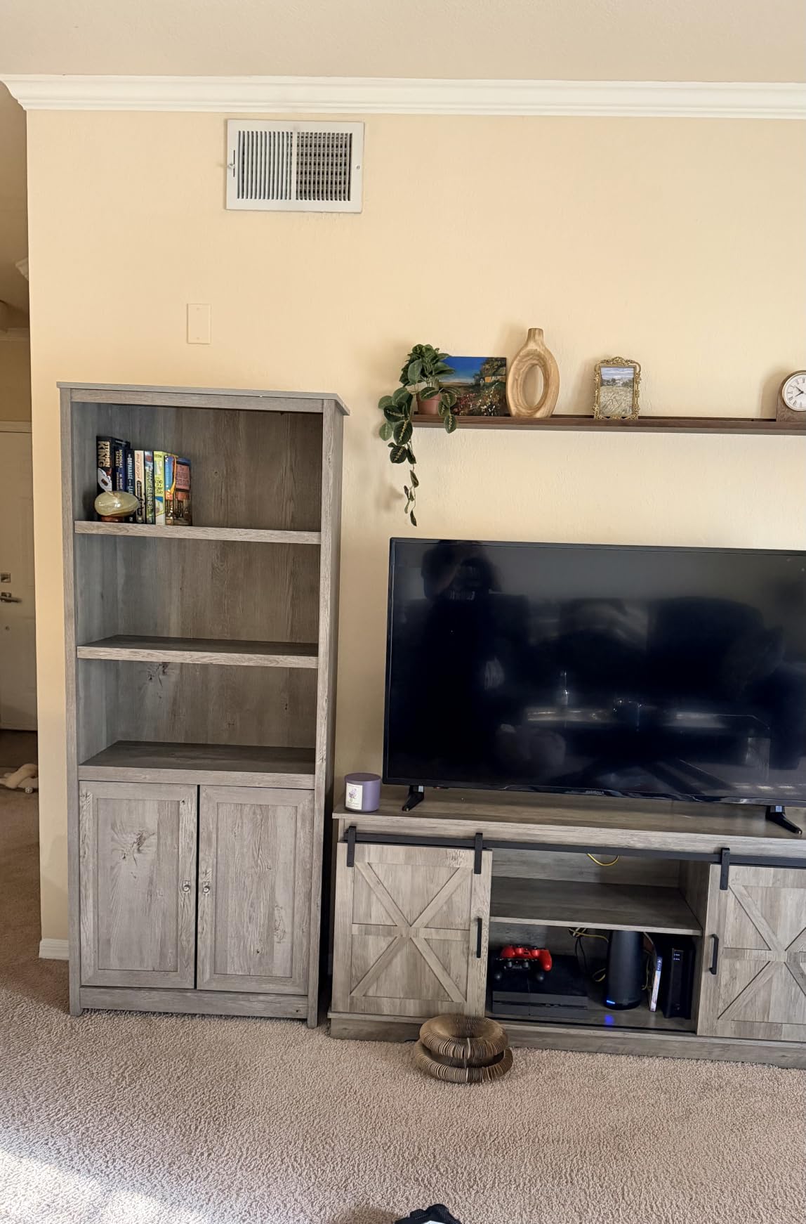 Sauder Cottage Road Book Shelf, Bookshelf with Storage, Library Bookcase with Doors and Adjustable Shelves, in Soft White Finish customer photo 1
