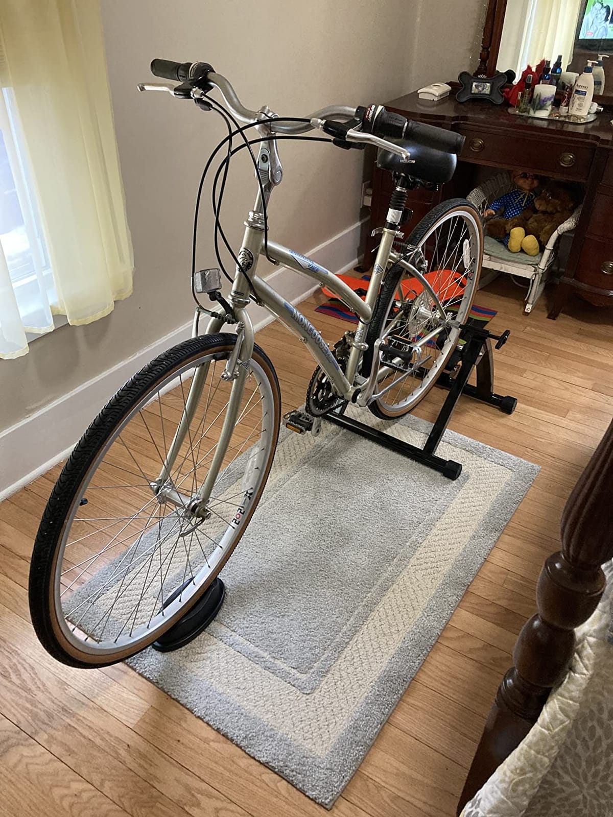 Yaheetech Magnetic Steel Bike Trainer Stand for Indoor Riding, 26-28in/700C customer photo 2