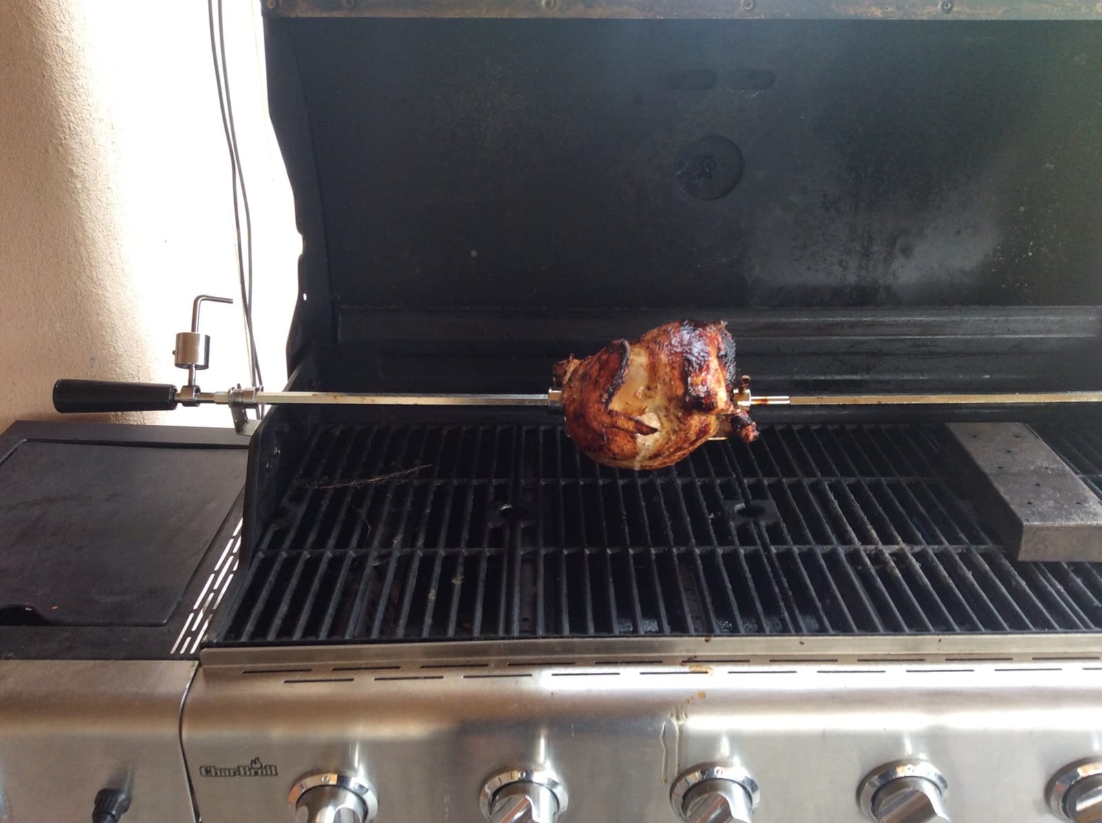 onlyfire Universal Rotisserie Kit with 110V Electric Motor for Gas Grills customer photo 1