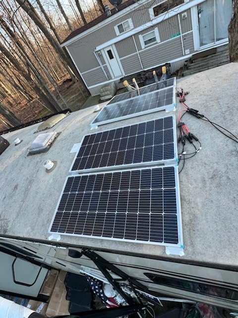 Renogy 200W 12V N-Type RV Solar Panel Kit with Adventurer 30A Controller customer photo 1