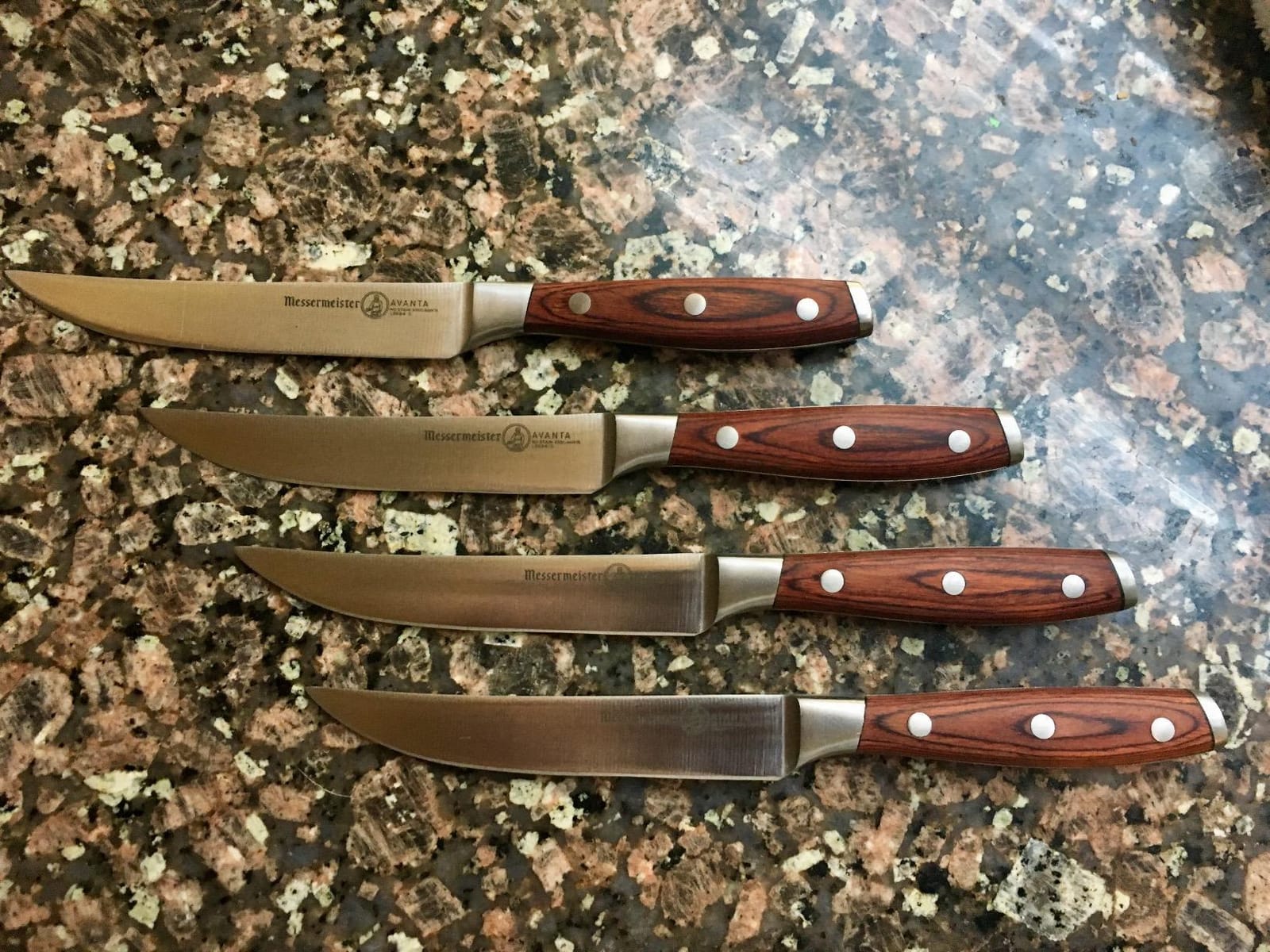 Messermeister Avanta Forged 5” Fine Edge Steak Knife Set - German X50 Stainless Steel - Rust Resistant & Easy to Maintain - Includes 4 Steak Knives customer photo 2