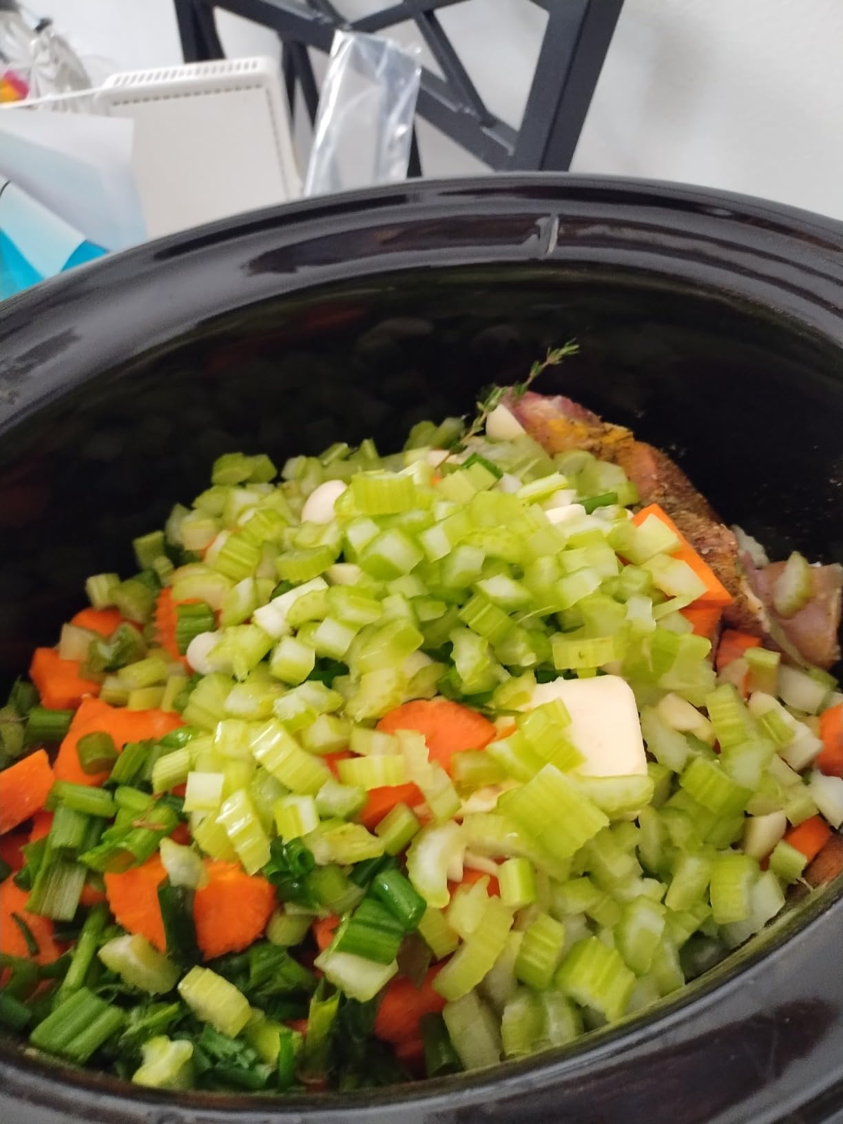 Elite Gourmet MST-900D Digital Slow Cooker, 8.5 Qt, Stainless Steel customer photo 2