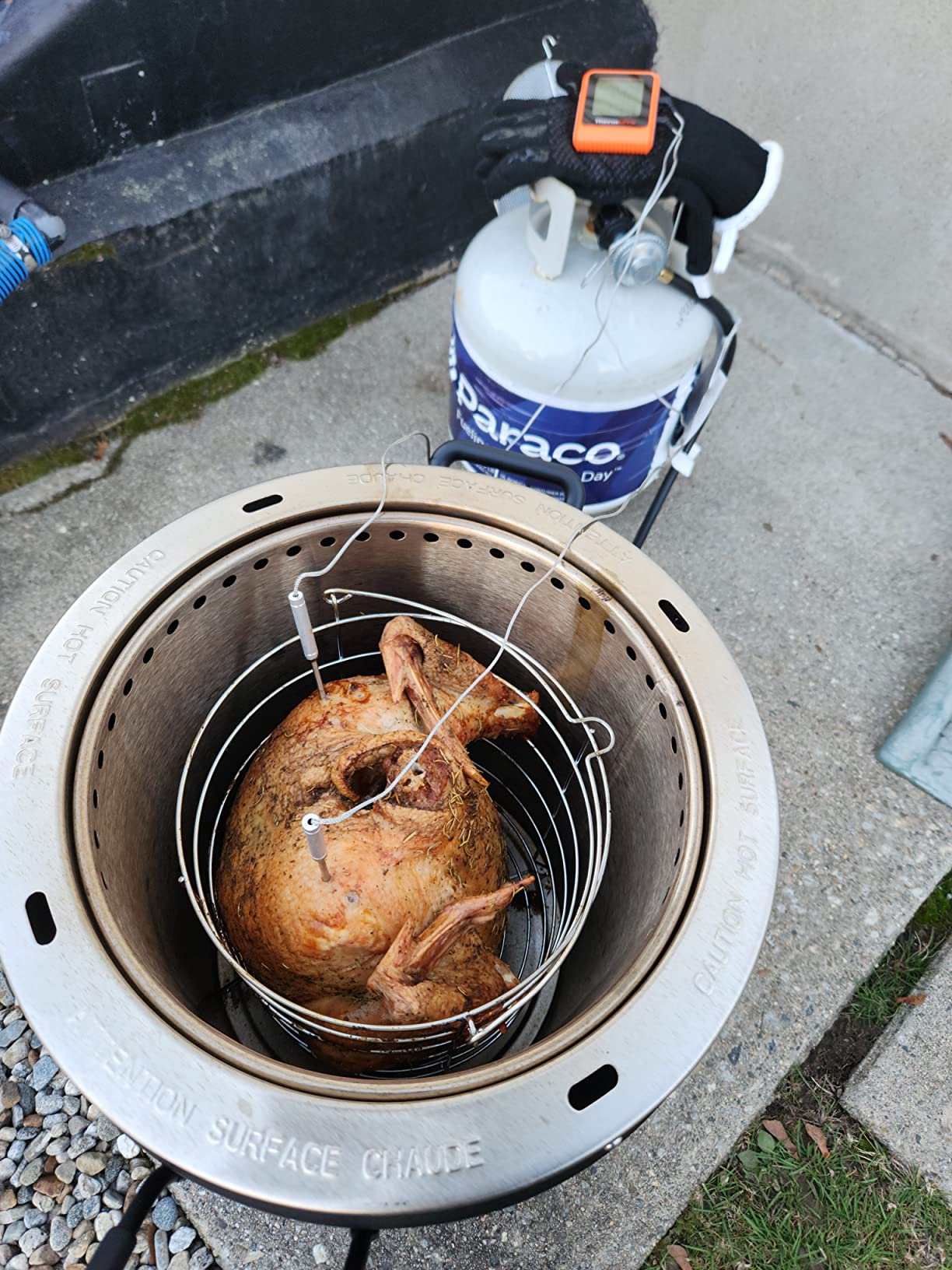 Charbroil The Big Easy Oil-Less Turkey Fryer | Outdoor Air Fryer | Propane Cooker, Black - 17102065 customer photo 1