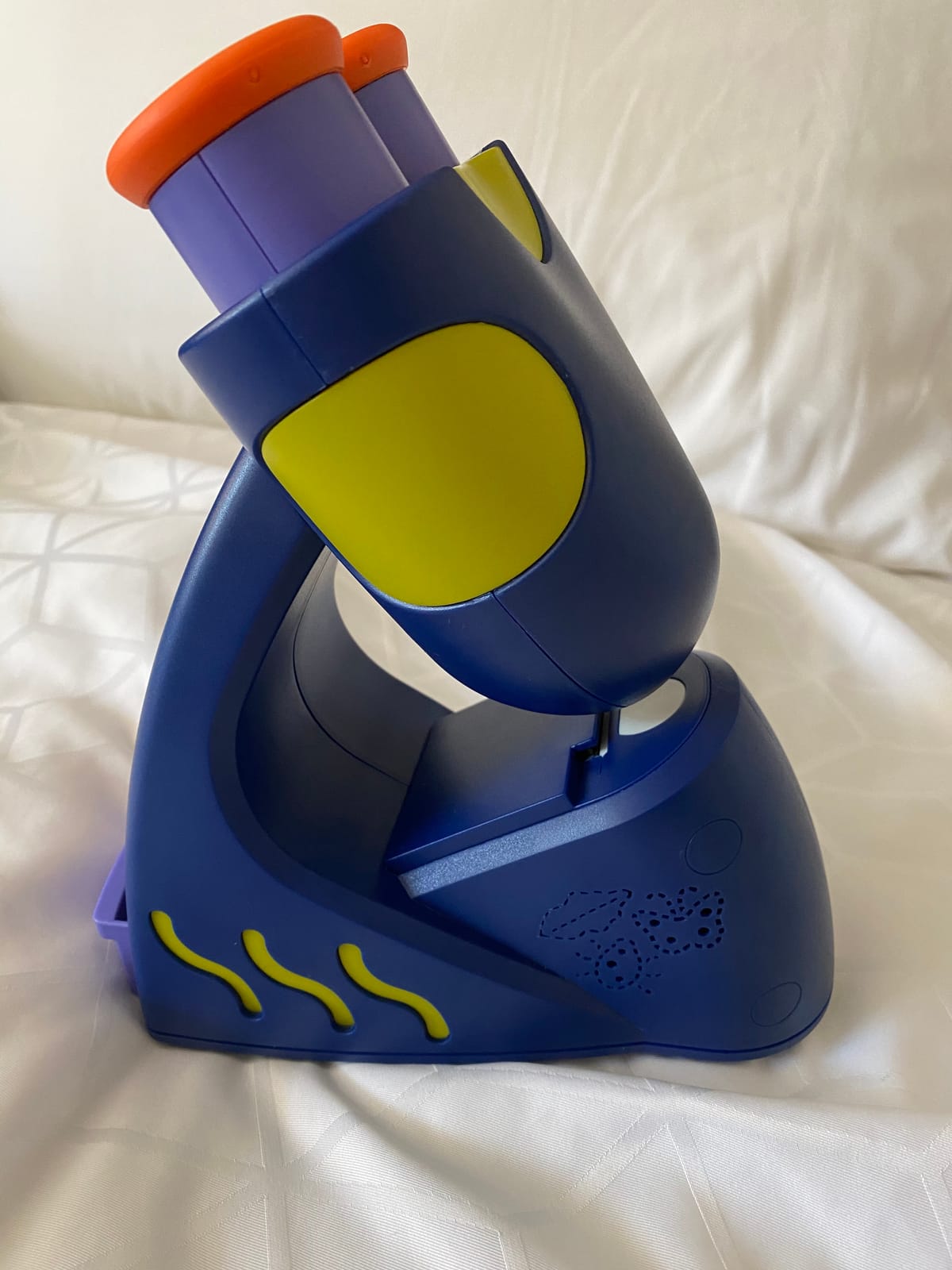Educational Insights GeoSafari Talking Microscope - Kids Microscope Toy Featuring Bindi Irwin, Interactive STEM Toys and Science Kits for Kids 3-5, Preschool Science for Toddlers customer photo 1