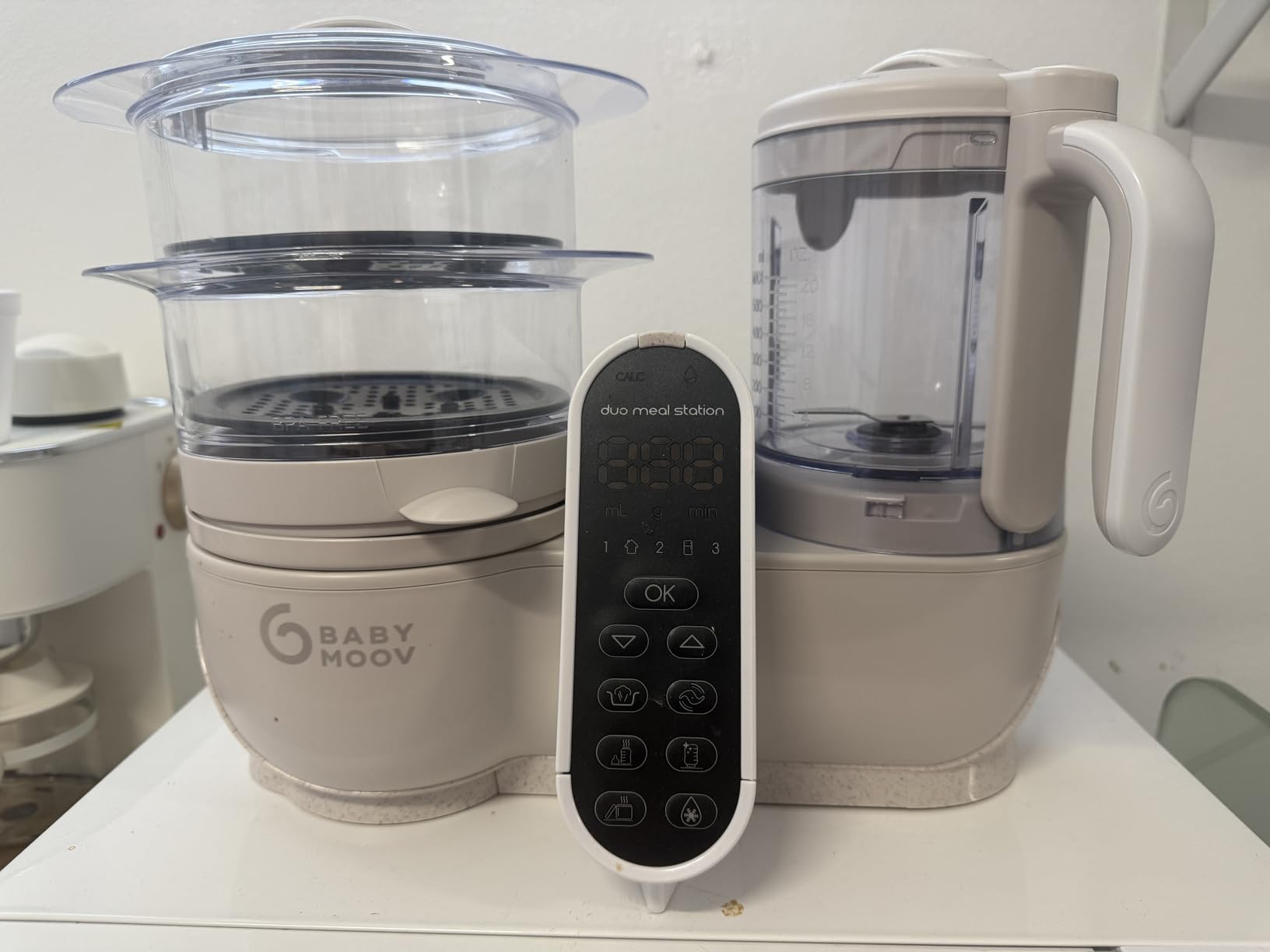 Babymoov Duo Meal Station: 6-in-1 Baby Food Maker | Steams, Blends, Warms, Defrosts, Sterilizes, and More | 74oz | LDC Control Panel | BPA-Free | Dishwasher Safe | Nutritionist Approved customer photo 2