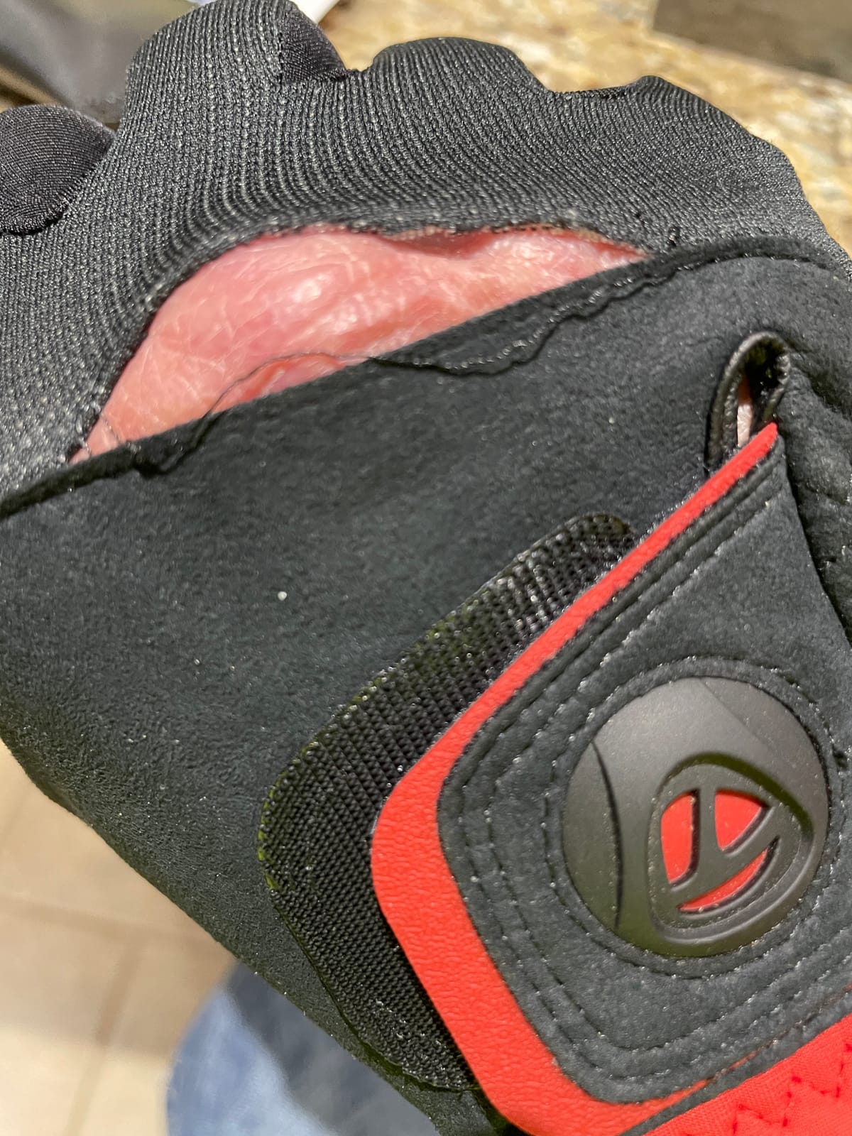 TaylorMade Rain Control Golf Gloves (Pair) customer photo 1