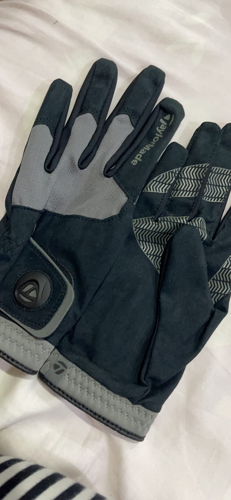 TaylorMade Rain Control Golf Gloves (Pair) customer photo 2