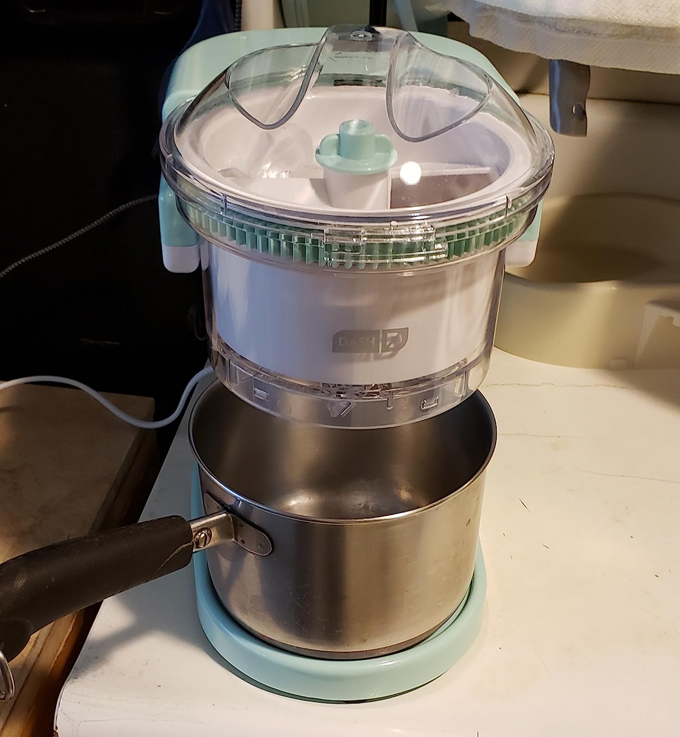 Dash Shaved Ice Maker - Frozen Dessert Maker for Snow Cones, Slushies, Cocktails & More - Easy to Use & Clean - Space-Saving Design - Aqua customer photo 2