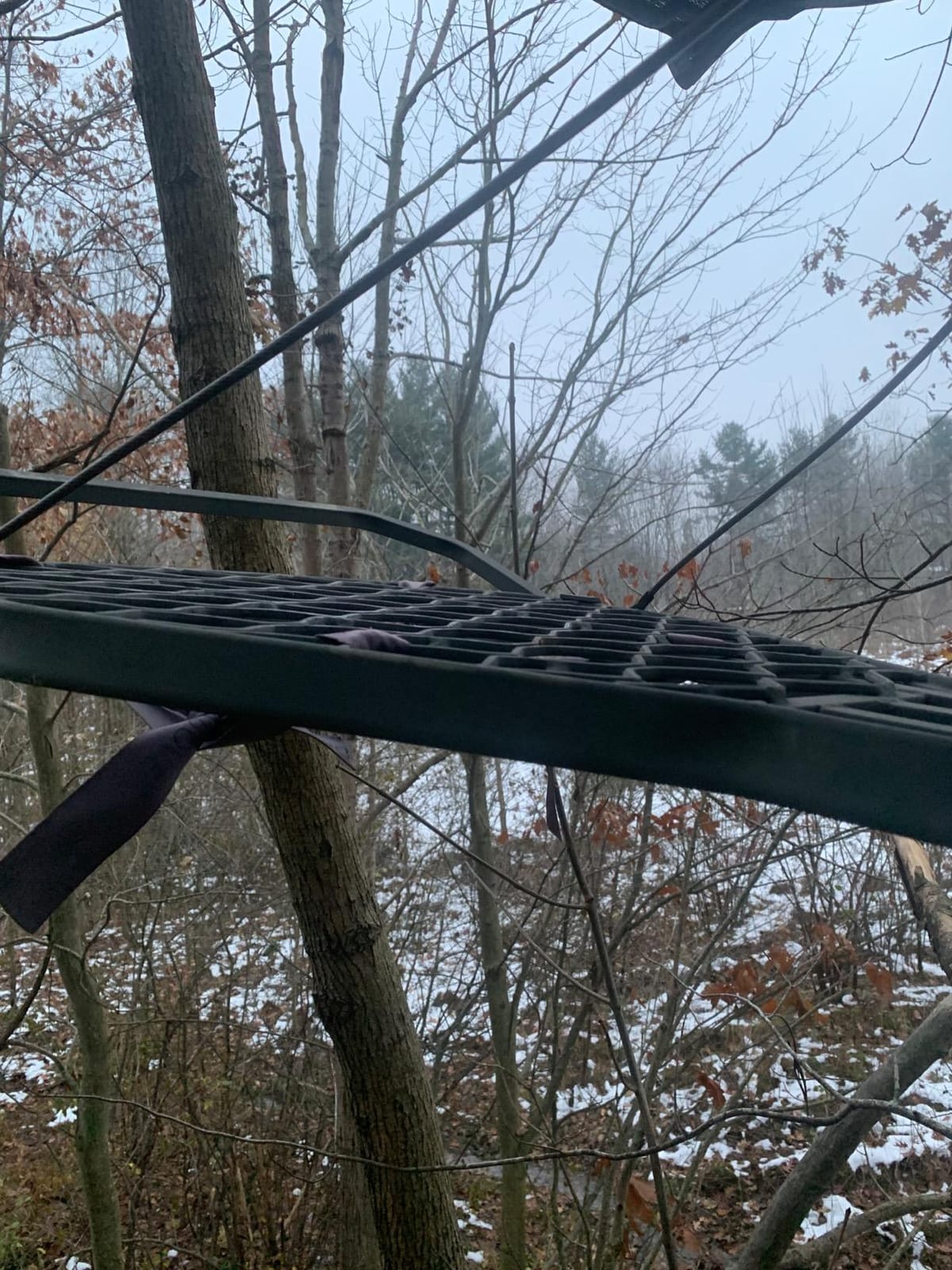 Hawk Kickback LVL Hang-On Deer Hunting Tree Stand, Deer Stand customer photo 1