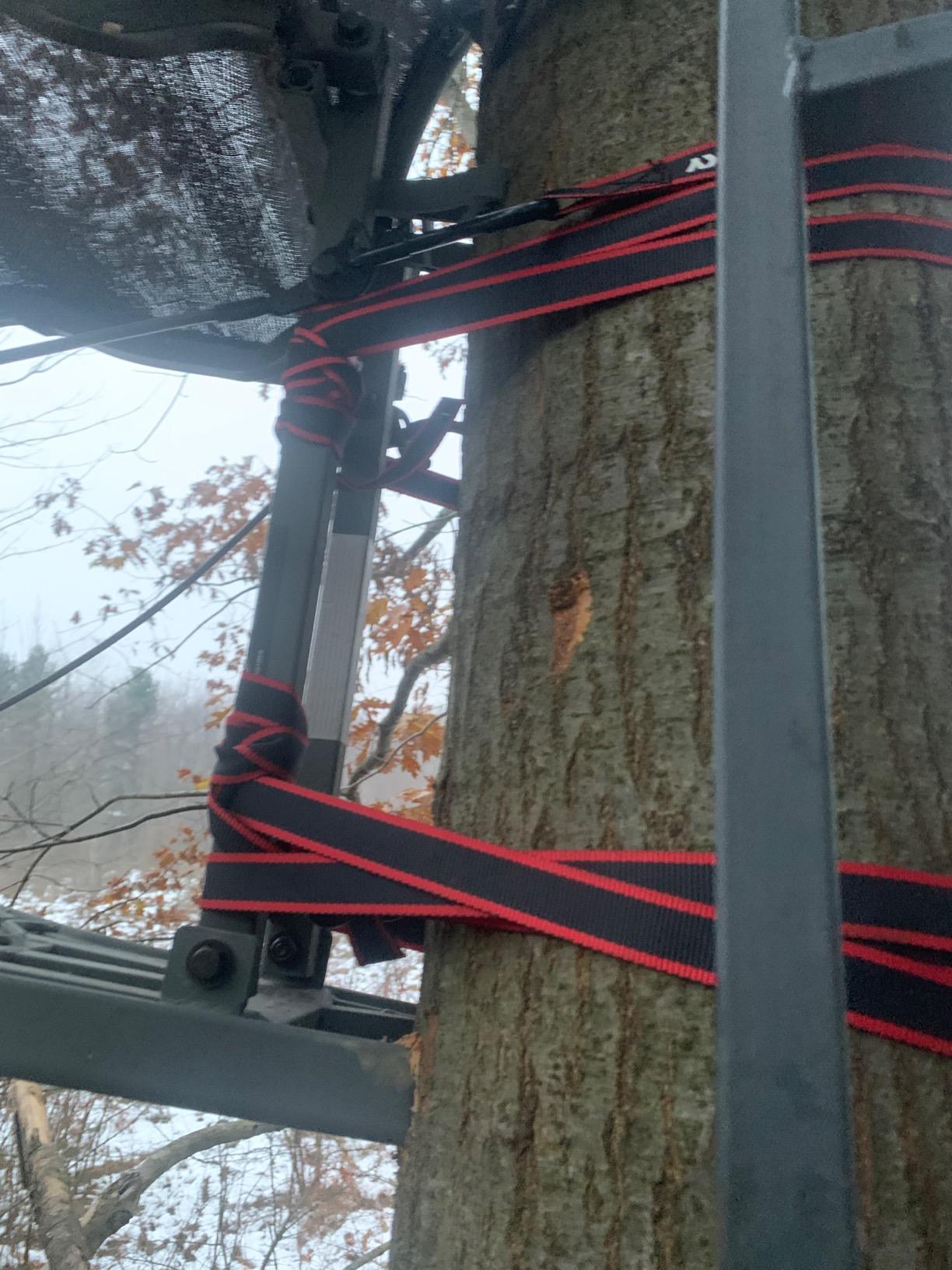 Hawk Kickback LVL Hang-On Deer Hunting Tree Stand, Deer Stand customer photo 2