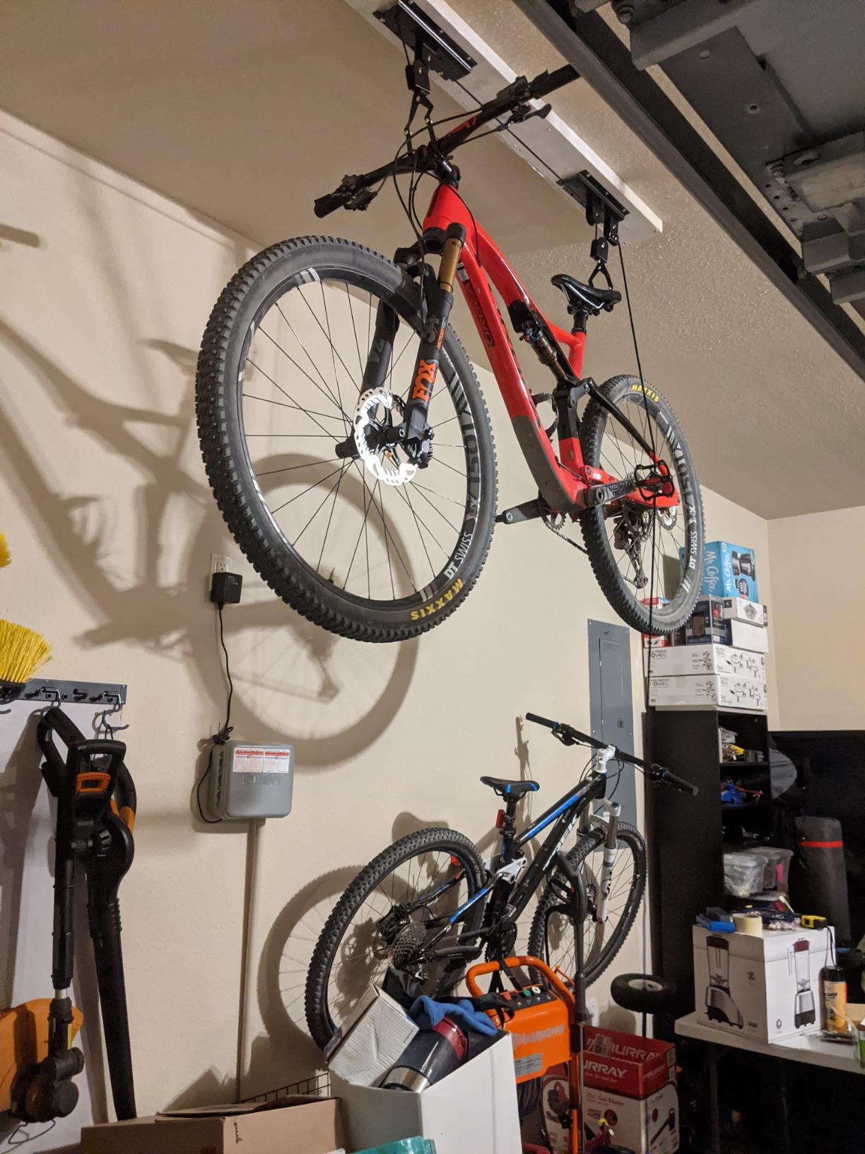 Bike Lift Hoist for Garage Ceiling, Heavy Duty Ceiling Mountain Bicycle Hanger Pulley Rack 100 lb Capacity customer photo 2