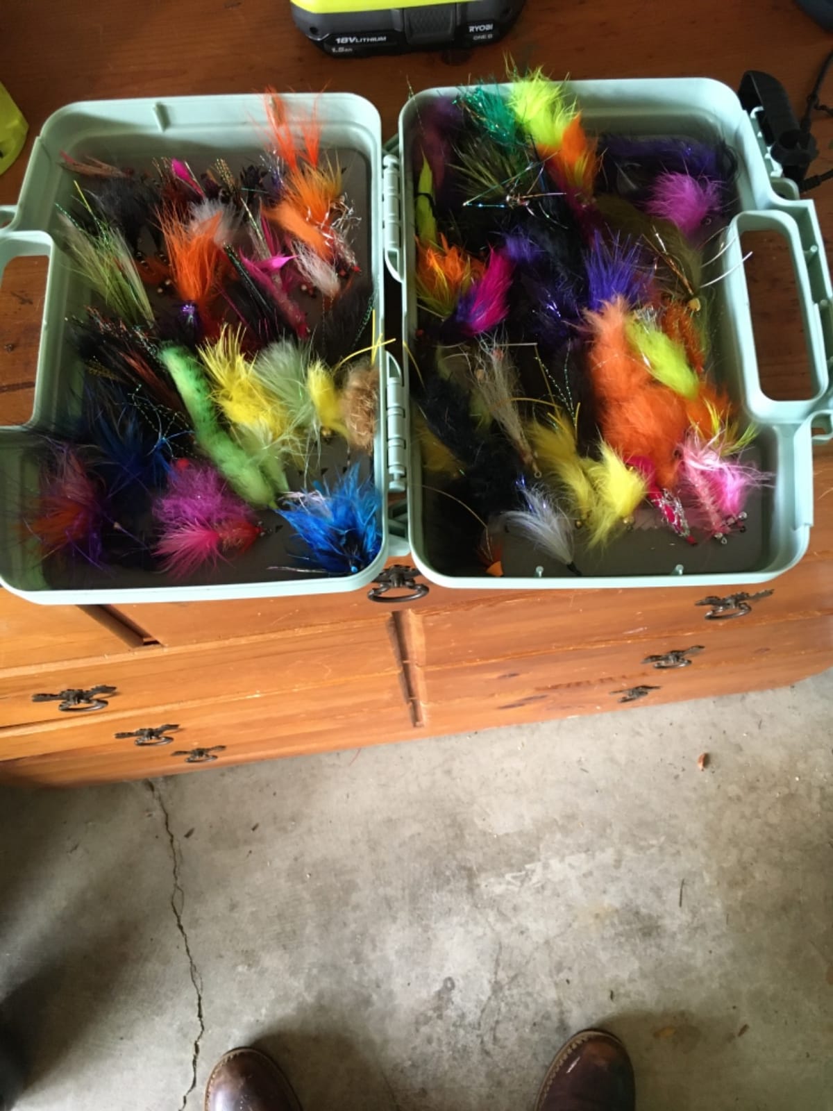 Aventik Streamer Fly Boxes Click Lock Large Streamer Flies Foam Storage Fishing Box Tackle Box Boating Fishing Boxes 14X11X3.35inch/10.43X8.27X3.15inch (SF1B Cyan Blue -10.43X8.27X3.15inch) customer photo 2
