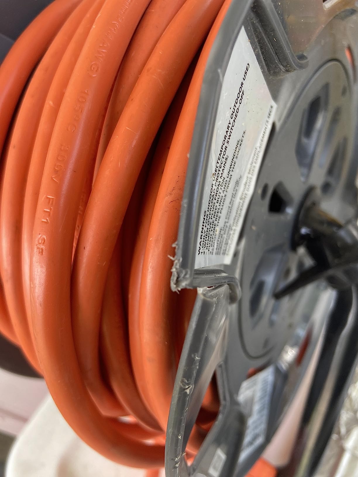 Link2Home 60 Ft. Extension Cord Reel, 4 Power Outlets, 14 AWG SJTW customer photo 1