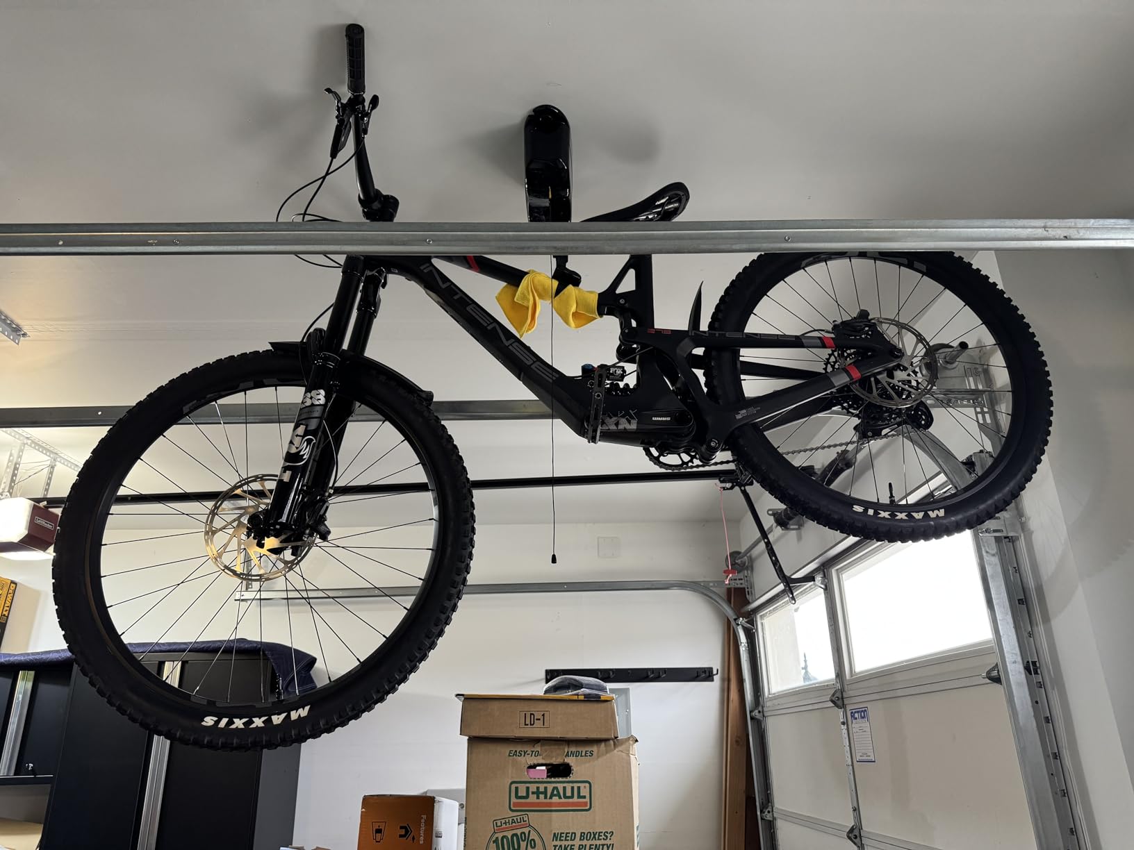 Kradl - Spring-Powered Ceiling Bike Hoist and Rack for Effortless Storage customer photo 2