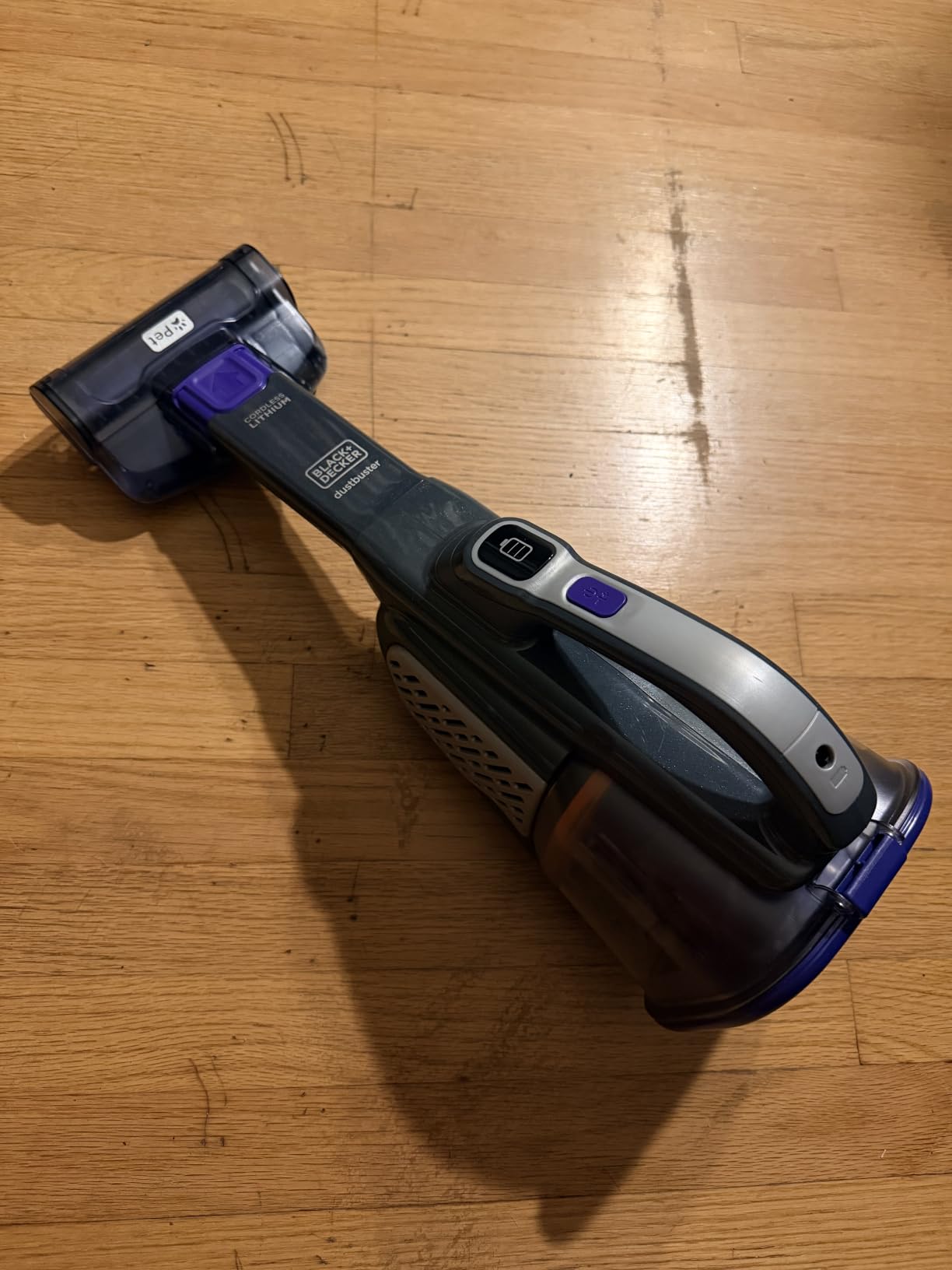 BLACK+DECKER dustbuster furbuster Pet Hair Vacuum with Motorized Pet Hair Brush, Handheld Vacuum Cordless for Home and Car, Rechargeable, Portable, Powerful Suction, AdvancedClean (HHVK515JP07) customer photo 2