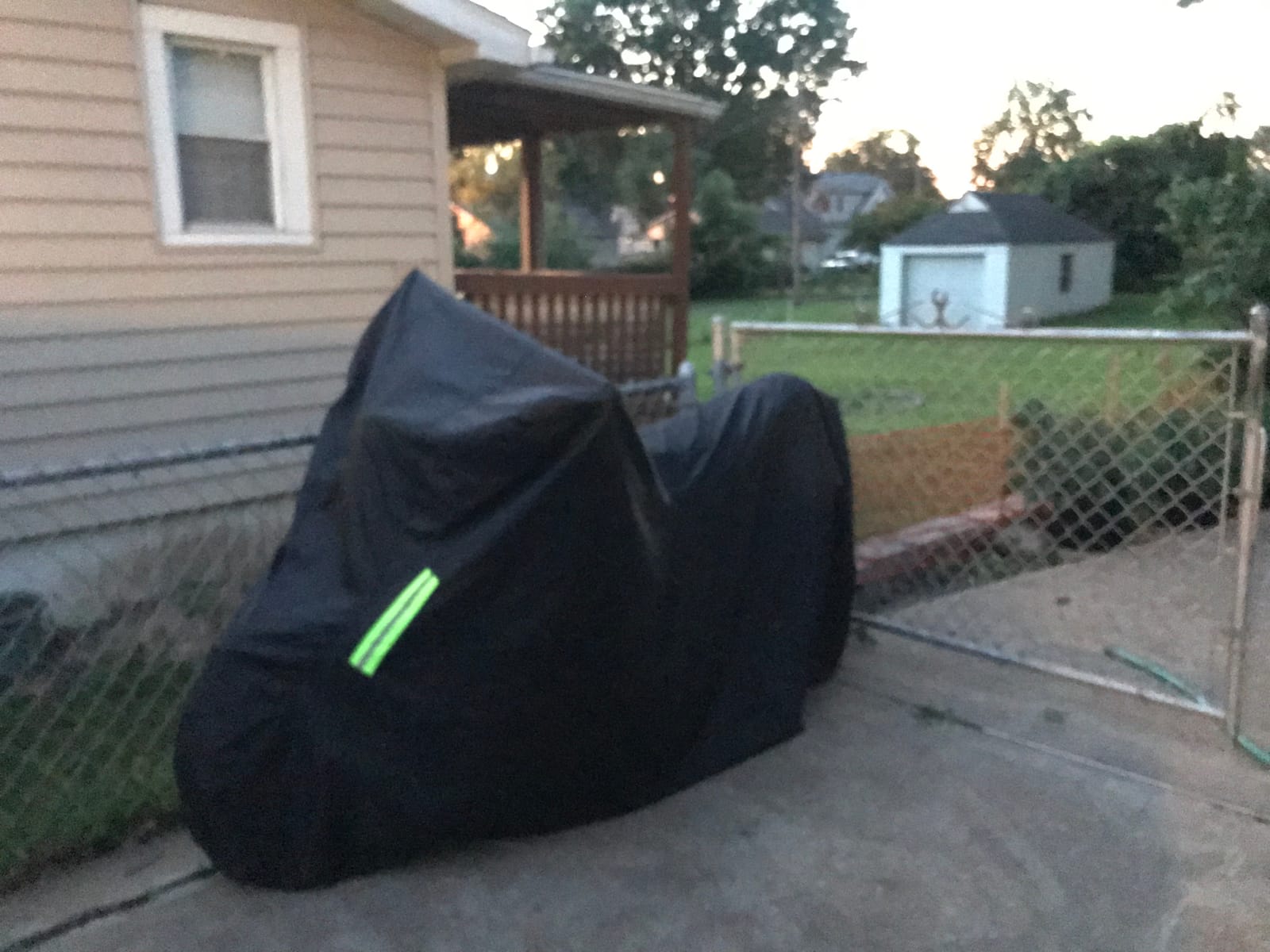 Motorcycle Cover All Season,Universal Weather Quality Waterproof Sun Outdoor Protection Scooter Shelter Tear Proof Night Reflective & Lock-Holes Storage Bag Fits up to 105