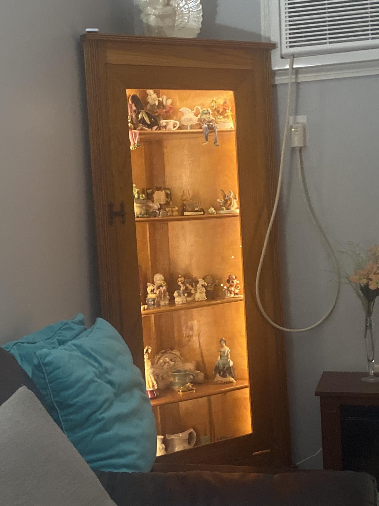 WOBANE Under Cabinet LED Lighting Kit,Dimmable Strip Lights with RF Remote customer photo 2