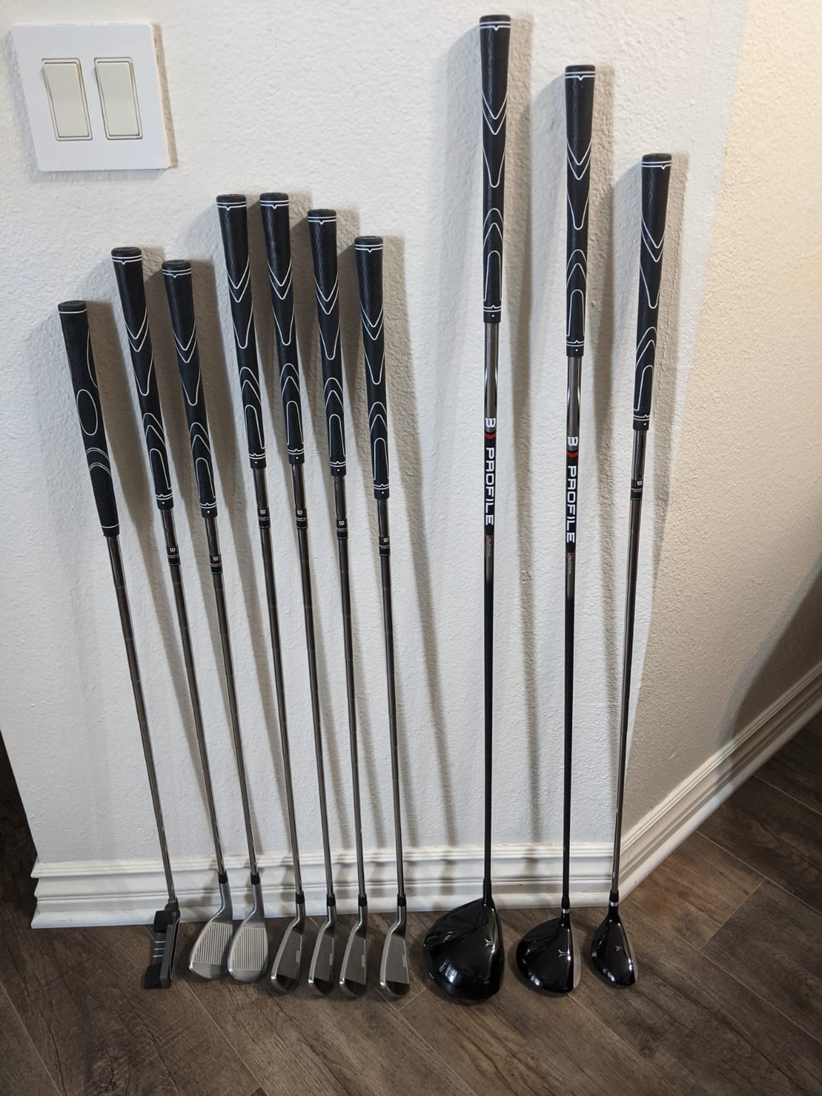 Wilson Men's Profile Platinum Complete Golf Club Package Set - Right Handed, Stand Bag customer photo 2