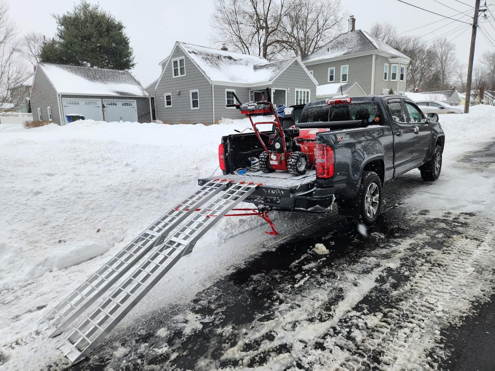 ATV Ramps for Pickup Trucks, 7.5 ft Folding Aluminum Loading Ramps, 2 Pack customer photo 2