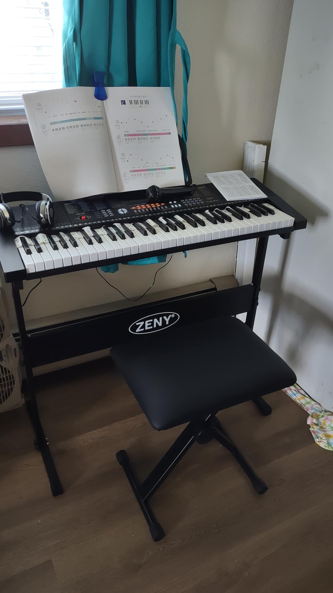 ZENY 61-Key Portable Electric Keyboard Piano with Built In Speakers, LED Screen, Headphones, Microphone, Piano Stand, Music Sheet Stand and Stool customer photo 1