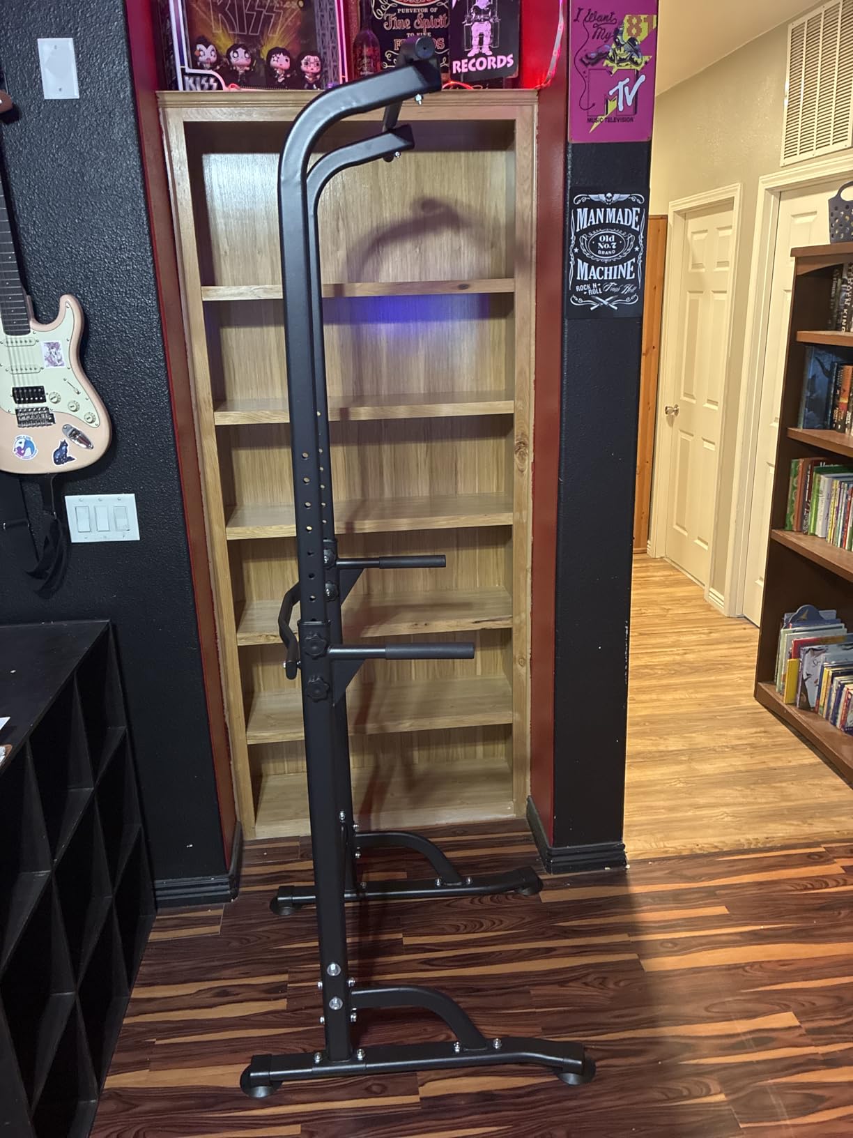 DlandHome Power Tower Pull Up Bar Dip Station,Adjustable Height Dip Stand customer photo 1
