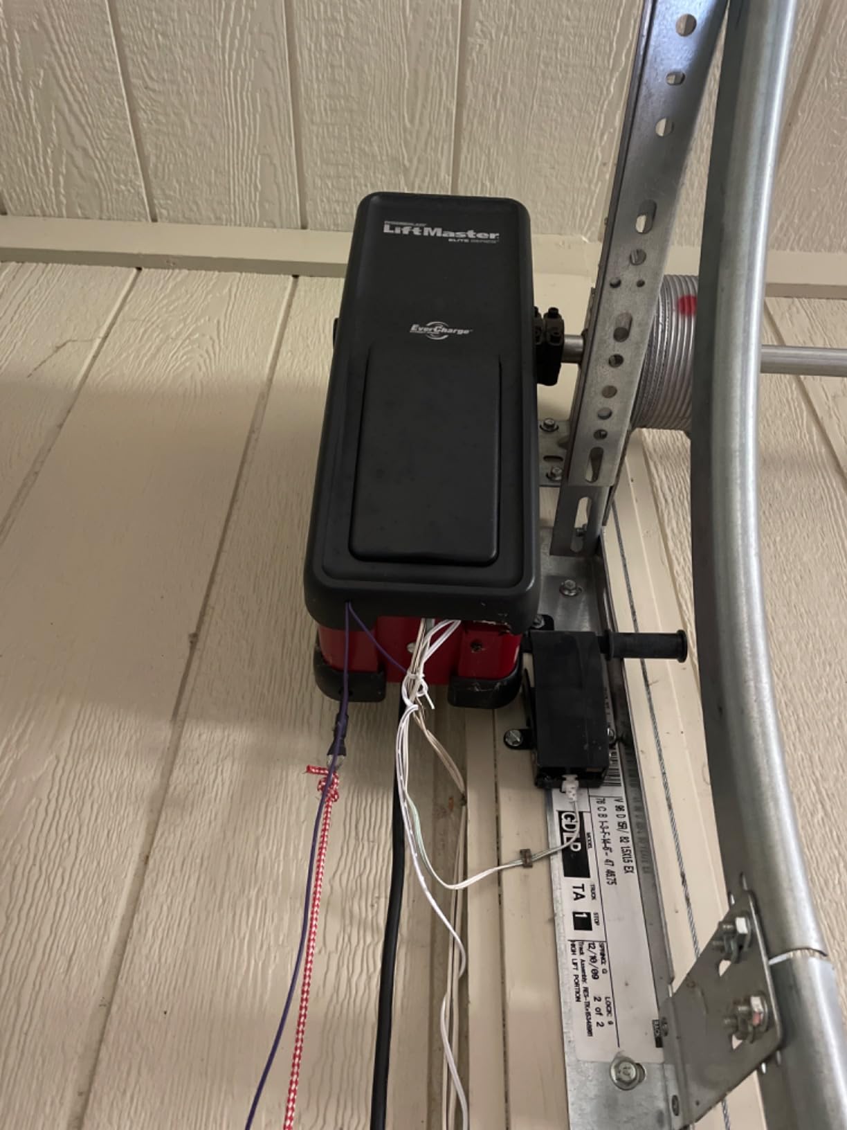 YoLink Garage Door Kit: Controller + Sensor customer photo 1