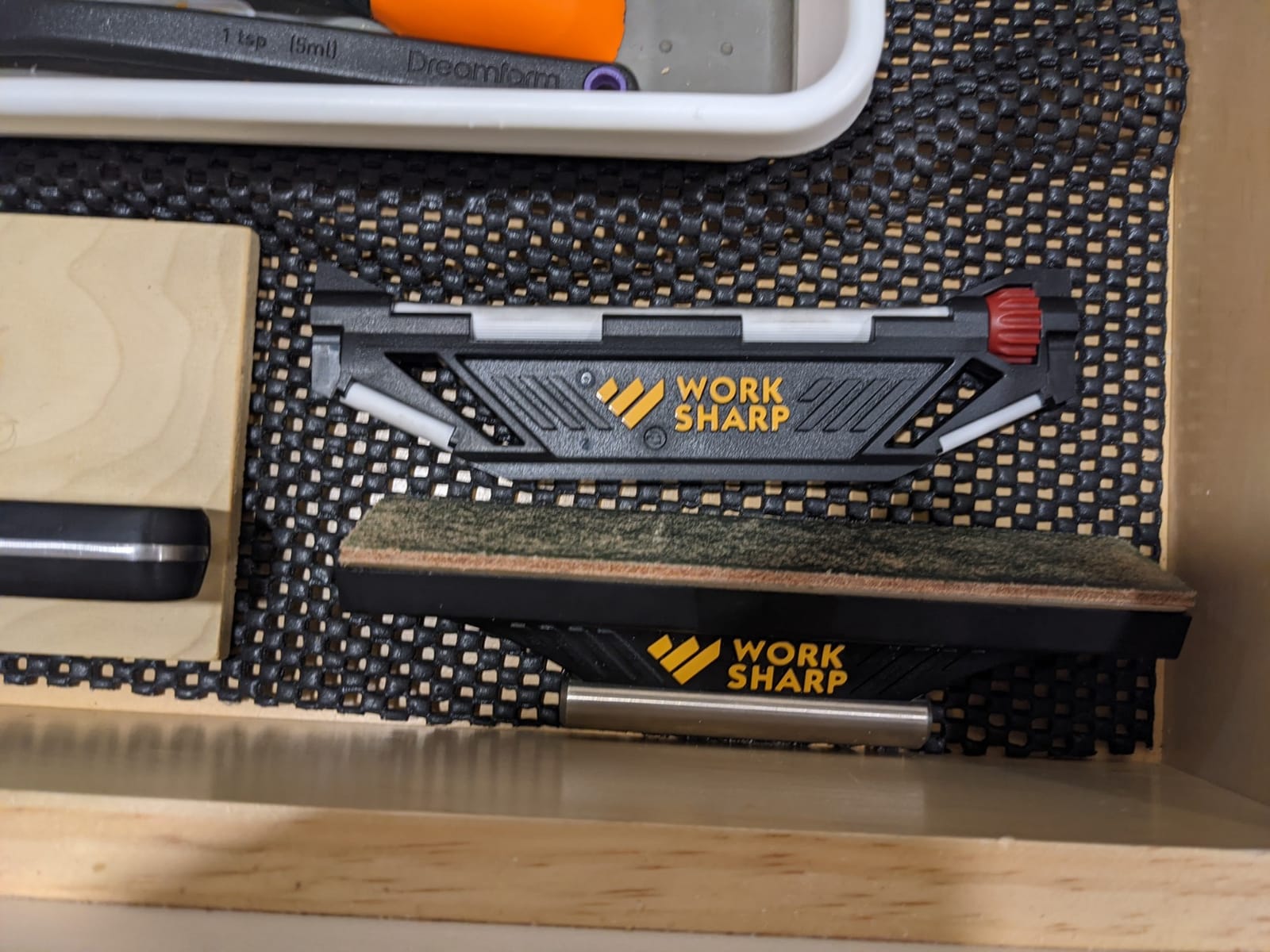 Work Sharp Benchstone Knife Sharpener, 3 sided for faster manual pocket or hunting knife sharpening customer photo 2