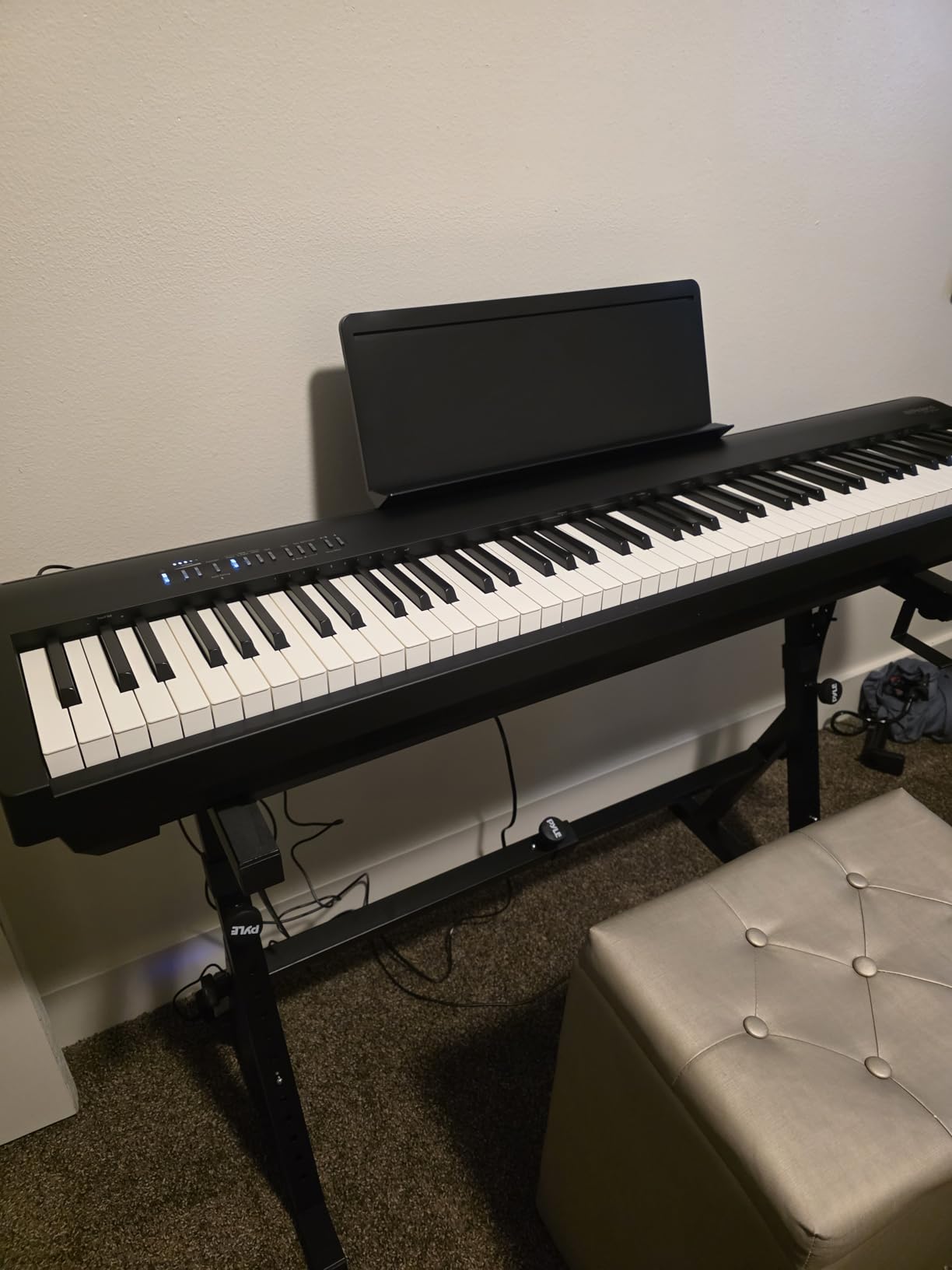 Pyle Heavy Duty Folding Keyboard Stand - Sturdy Reinforced Z Design w/ Adjustable Width & Height, Foam Padded Arms, Digital Piano Stand, Fits 54-88 Key Electric Pianos & Used for Travel & Storage customer photo 1