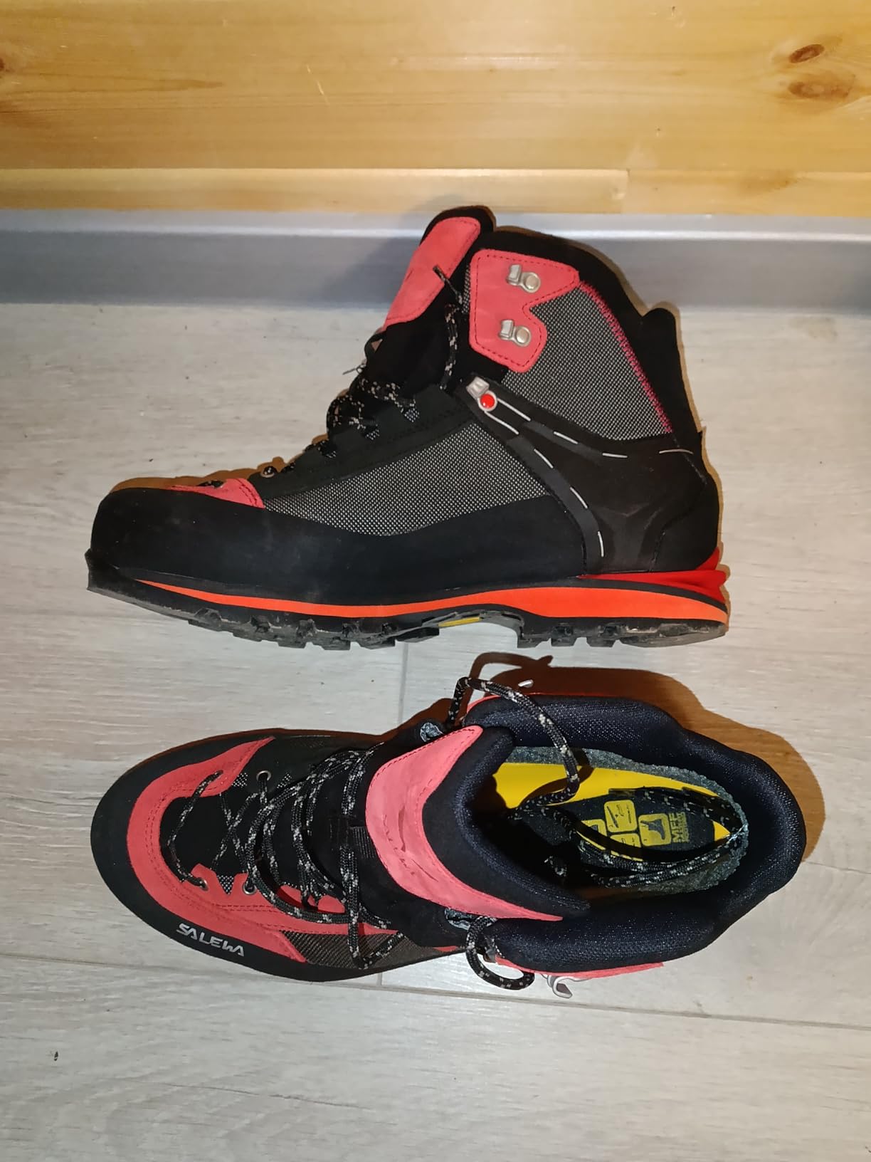 Salewa Men's Crow GTX Mountaineering Boots customer photo 2
