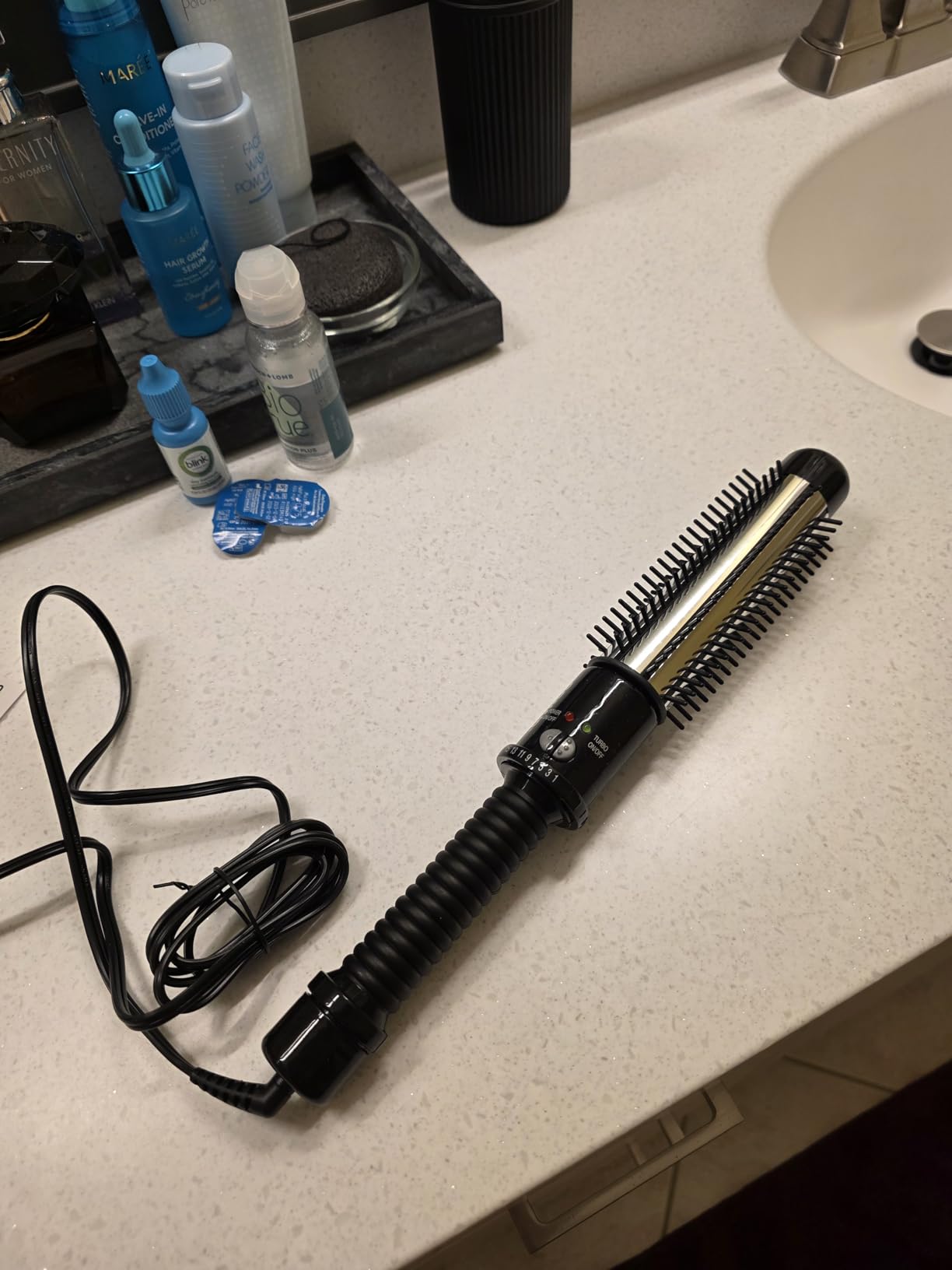 Conair Curling Iron Brush for Short Hair, Nylon Bristles, ¾-in Barrel customer photo 2