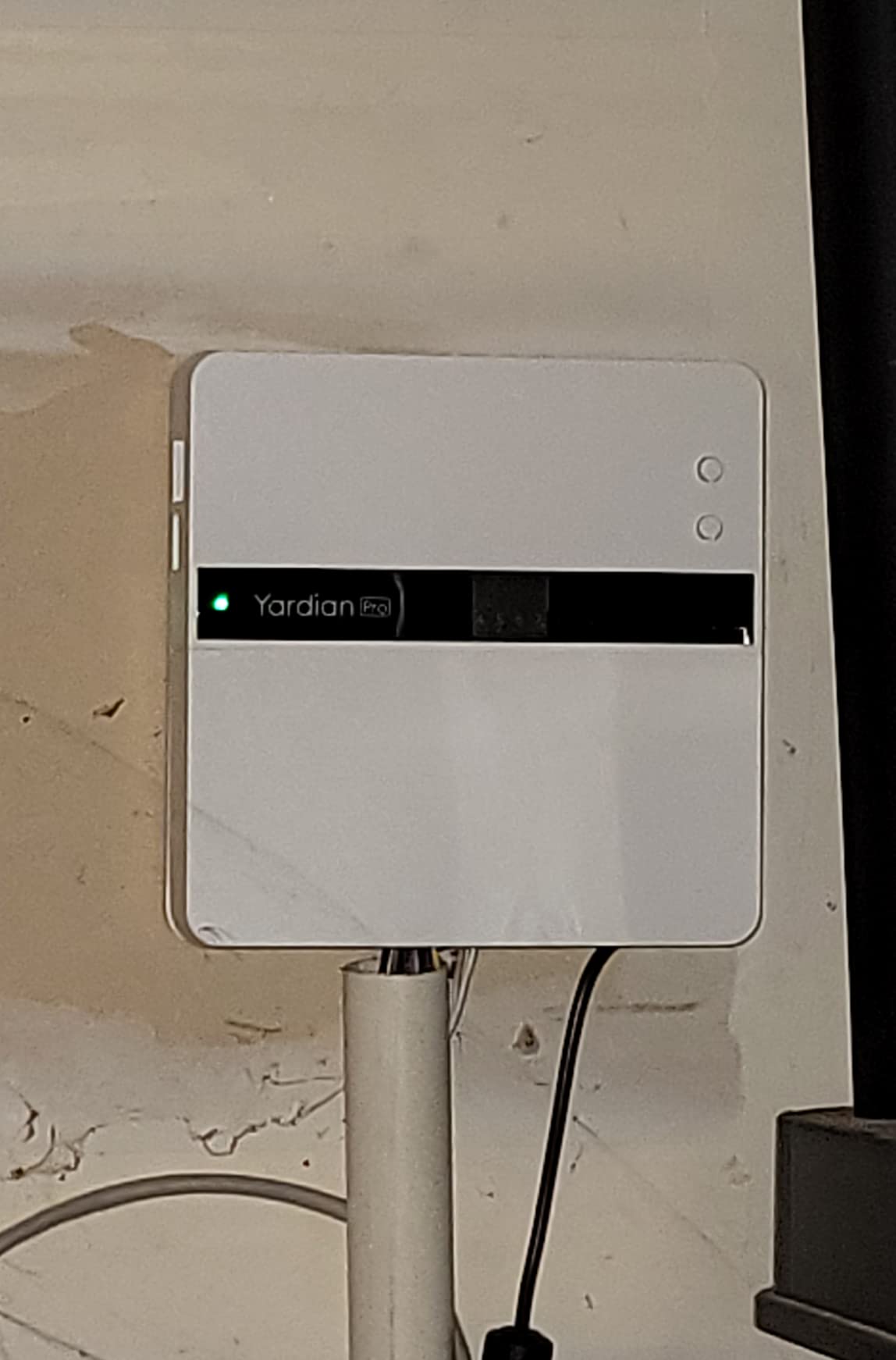 Yardian Pro 8-Zone Smart Sprinkler Controller, Apple HomeKit & Wi-Fi customer photo 2
