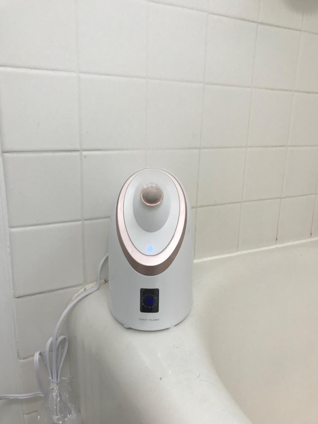 Vanity Planet Senia Hot and Cold Facial Steamer - Face Steamer for Facial Deep Cleaning, Aromatherapy, Detoxifying and Moisturizing - Steamer for Face with 6-Mode Smart Steam Technology customer photo 2