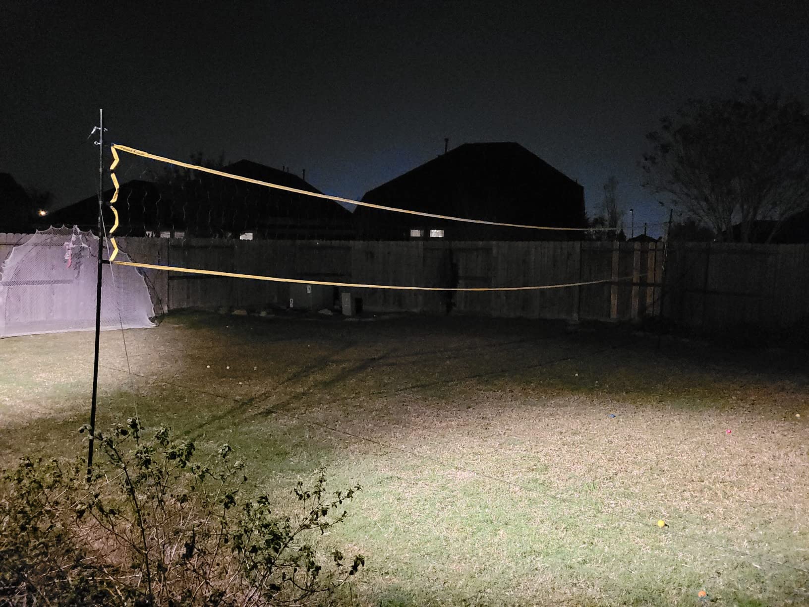Forever Champ Volleyball Net for Backyard, Beach, Home, Includes 32x3 Ft Regulation Size Net, 8.5-Inch PU Volleyball, Carrying Bag, Boundary Lines, Steel Poles & Pump, Portable Volleyball Net Outdoor customer photo 2