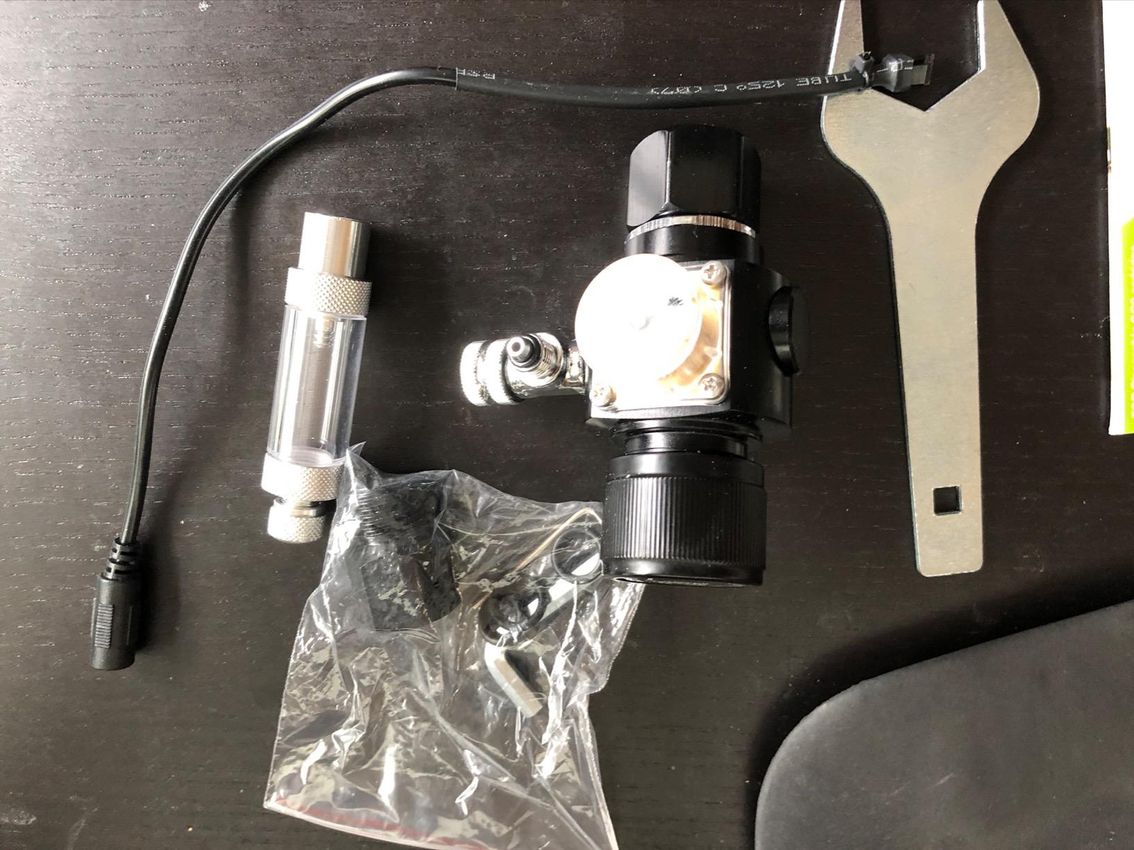 FZONE Aquarium CO2 Regulator Mini Series V3.0 Dual Stage with DC Solenoid and Bubble Counter Check Valve Compatible Paintball Tank CGA320 CO2 Cylinde customer photo 1