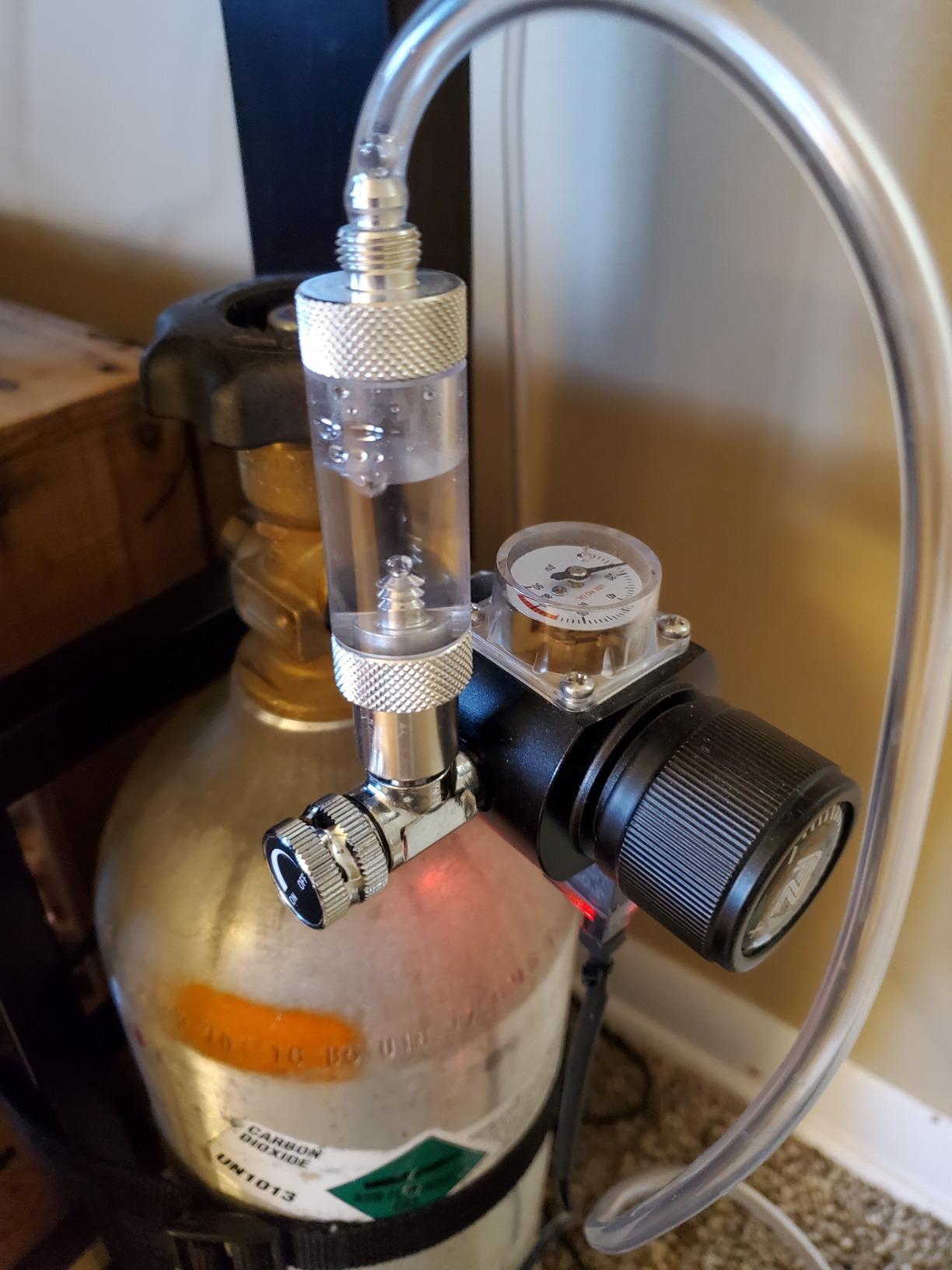 FZONE Aquarium CO2 Regulator Mini Series V3.0 Dual Stage with DC Solenoid and Bubble Counter Check Valve Compatible Paintball Tank CGA320 CO2 Cylinde customer photo 2
